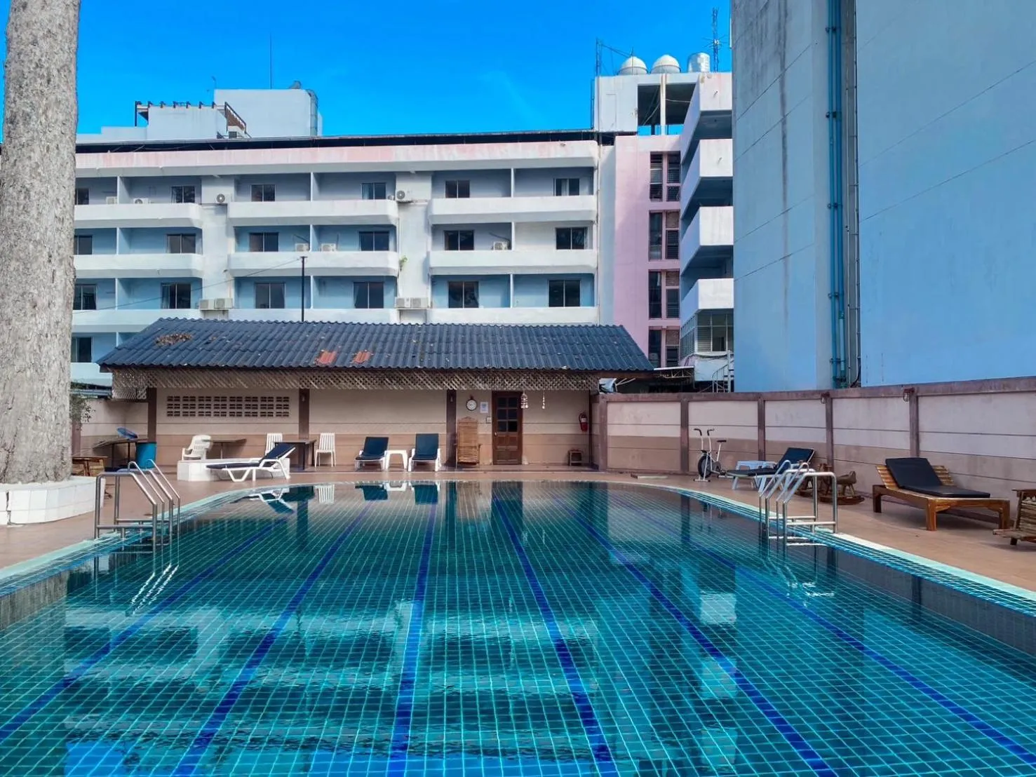 Balcony/Terrace in Hotel Pattaya Beach