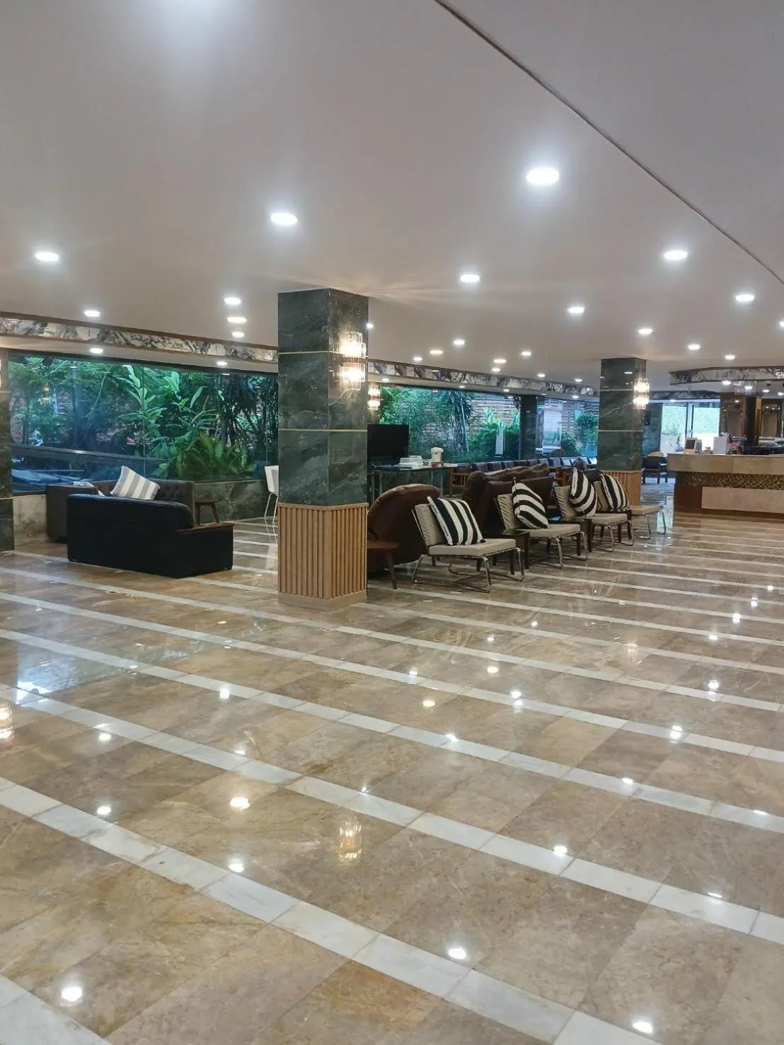 Property building in Hotel Pattaya Beach