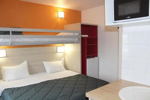 Première Classe Plaisir Gatines