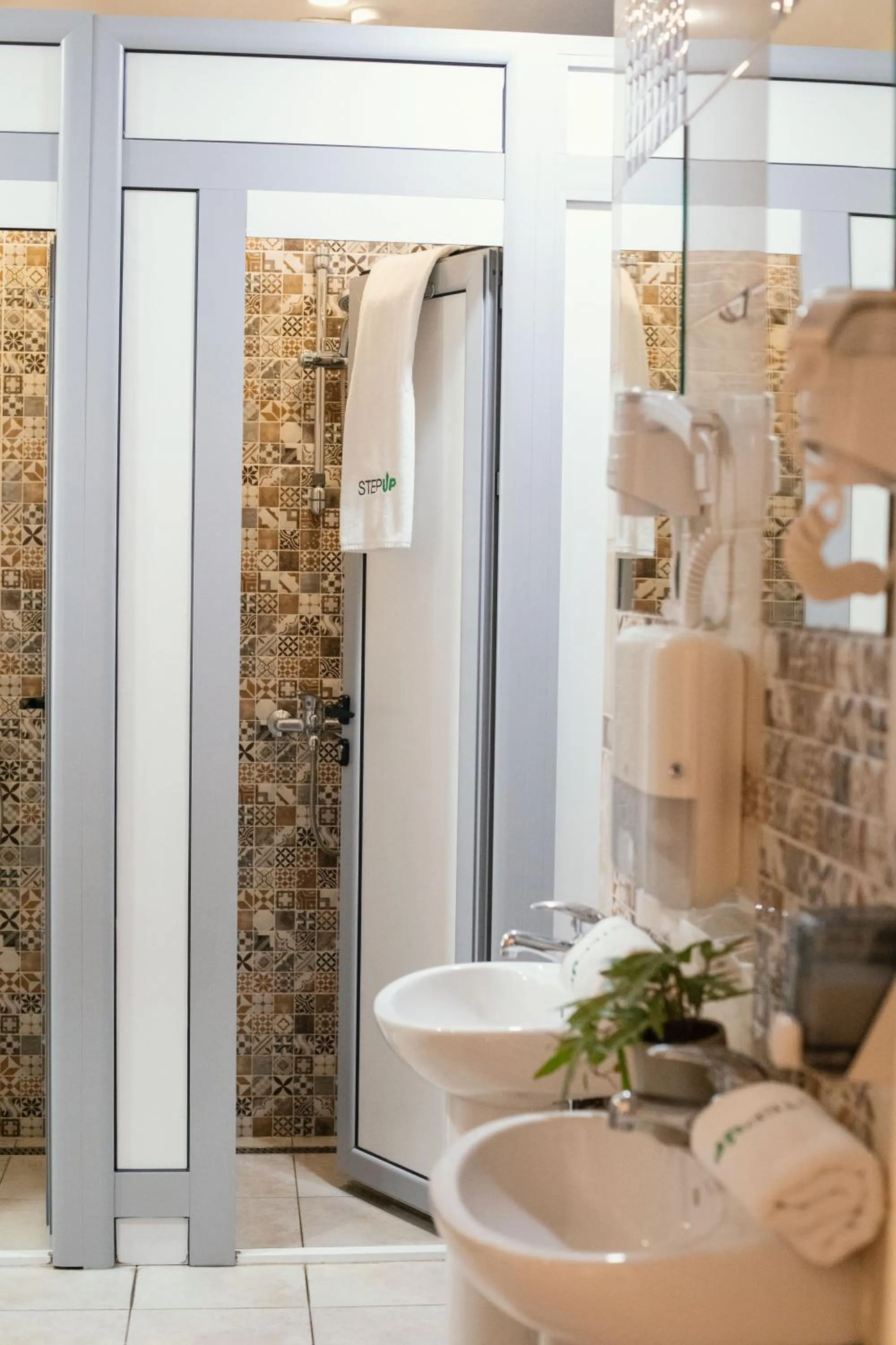 Shower in Step to Kotor bay Guesthouse