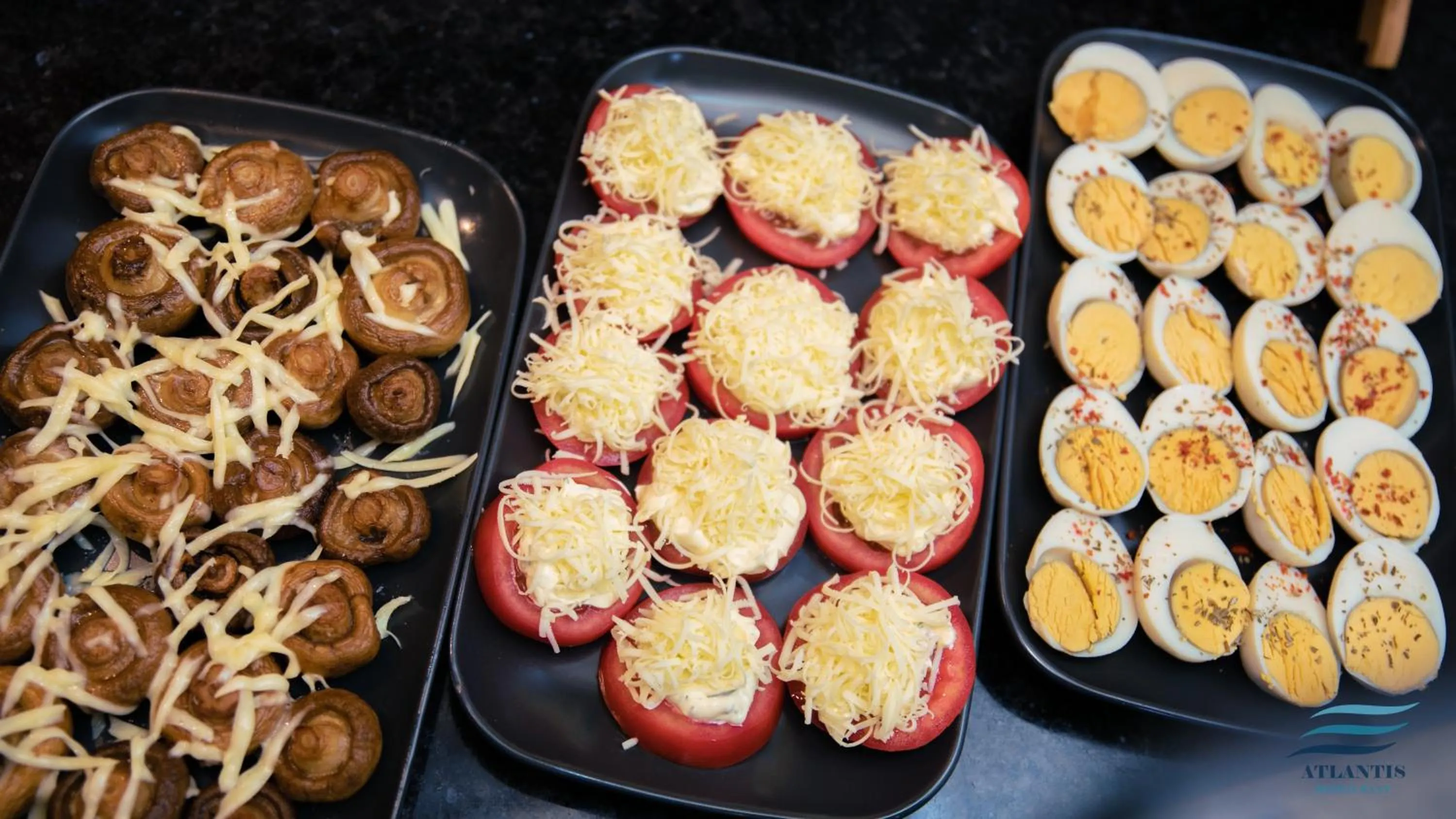 Food and drinks in New Wave Hotel