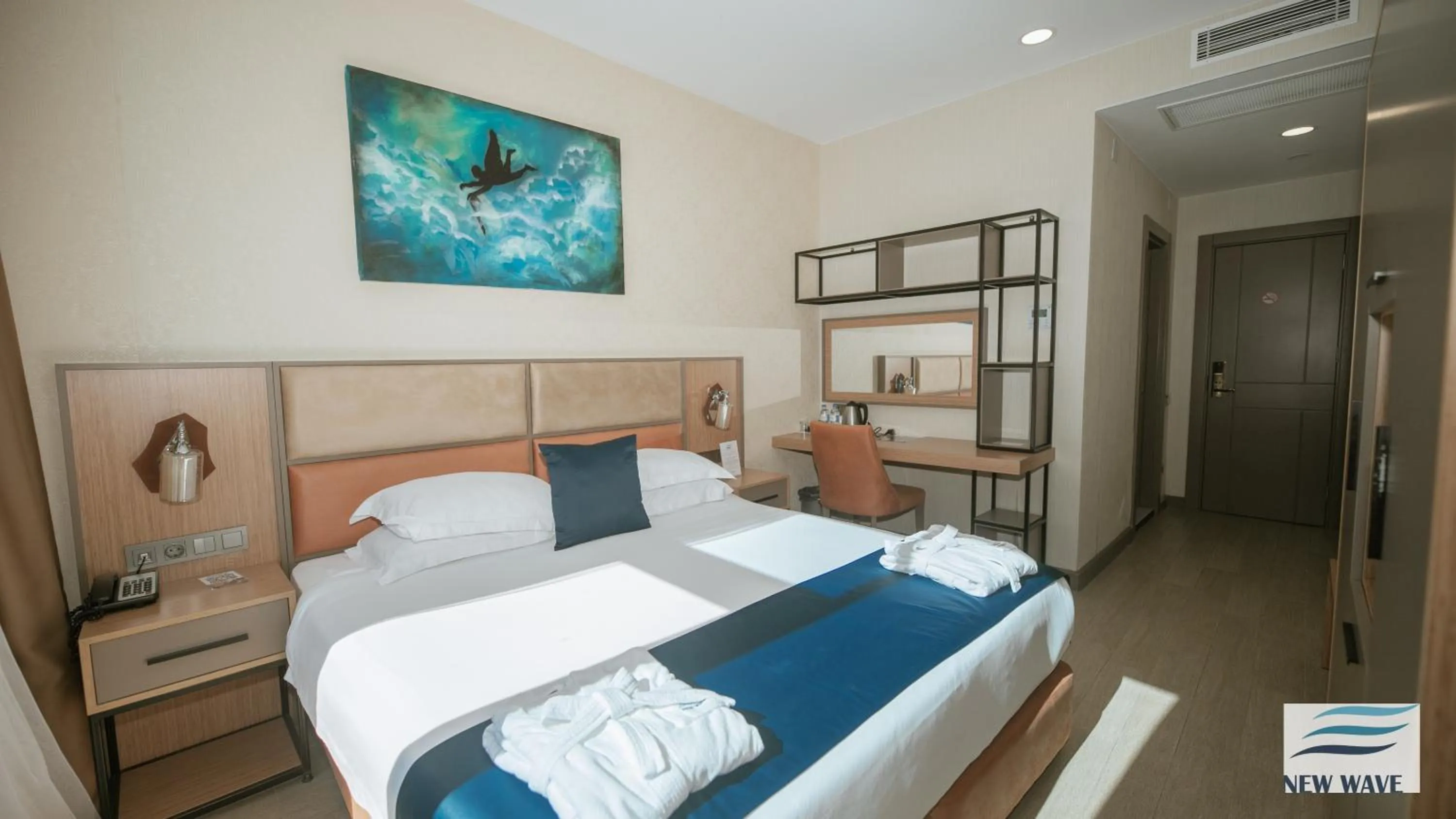 wardrobe, Bed in New Wave Hotel