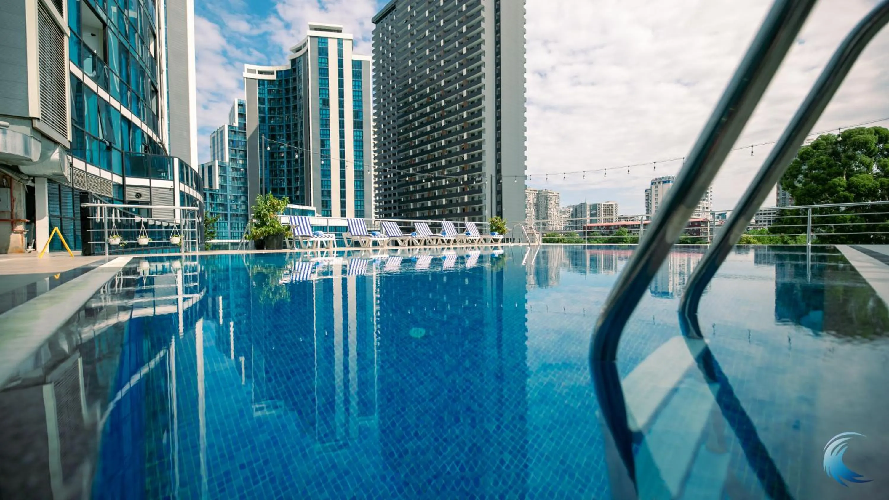 Swimming pool in New Wave Hotel