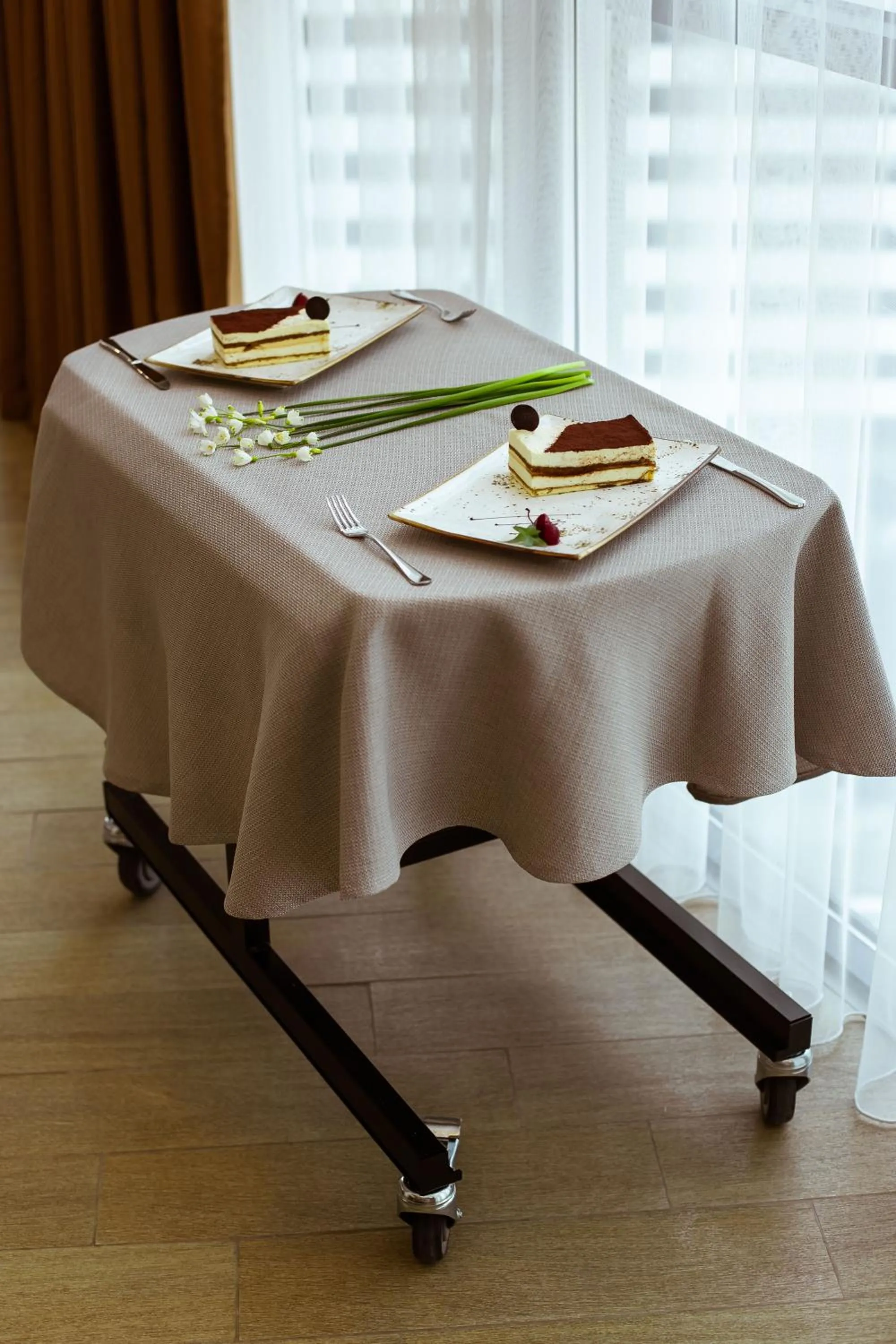 Dining area in New Wave Hotel