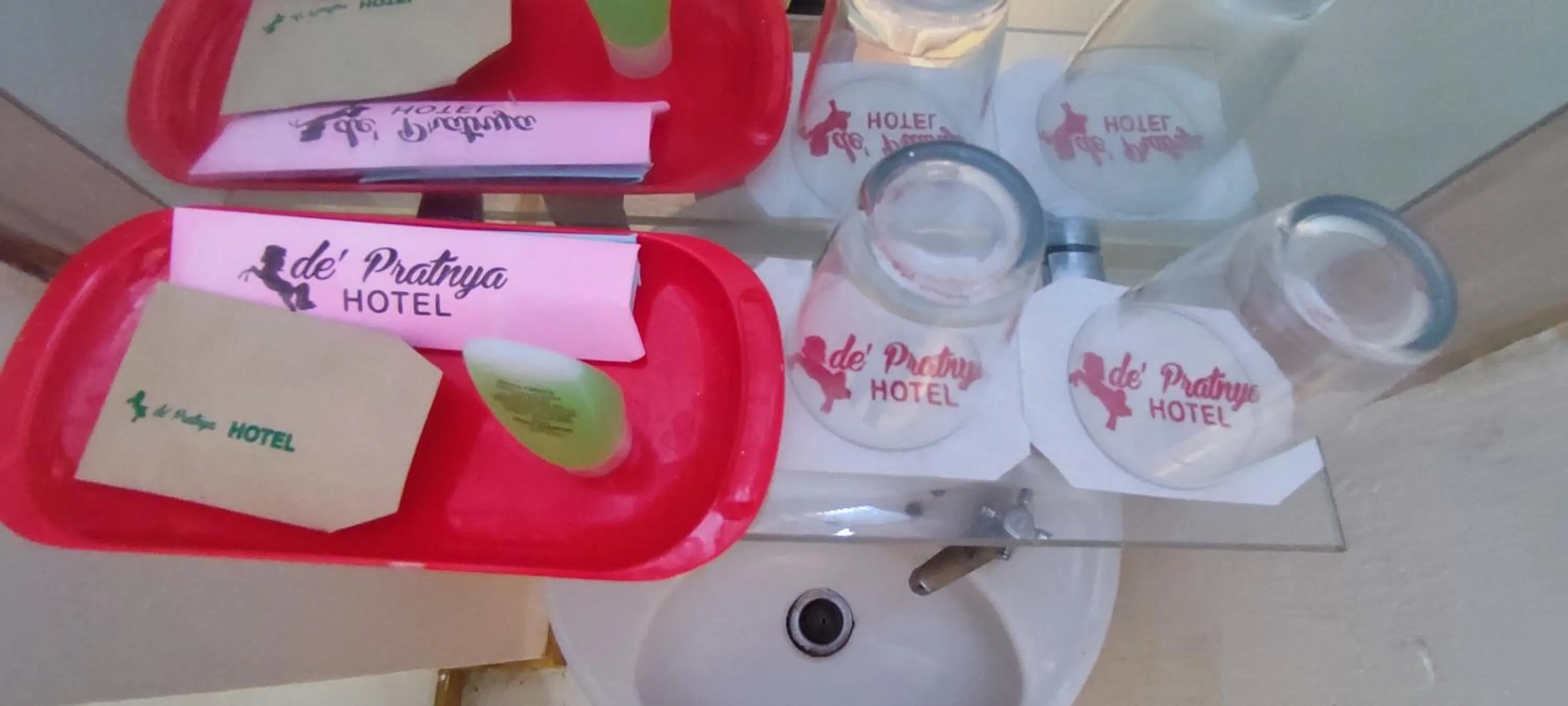 Votel Hotel De'Pratnya Kediri