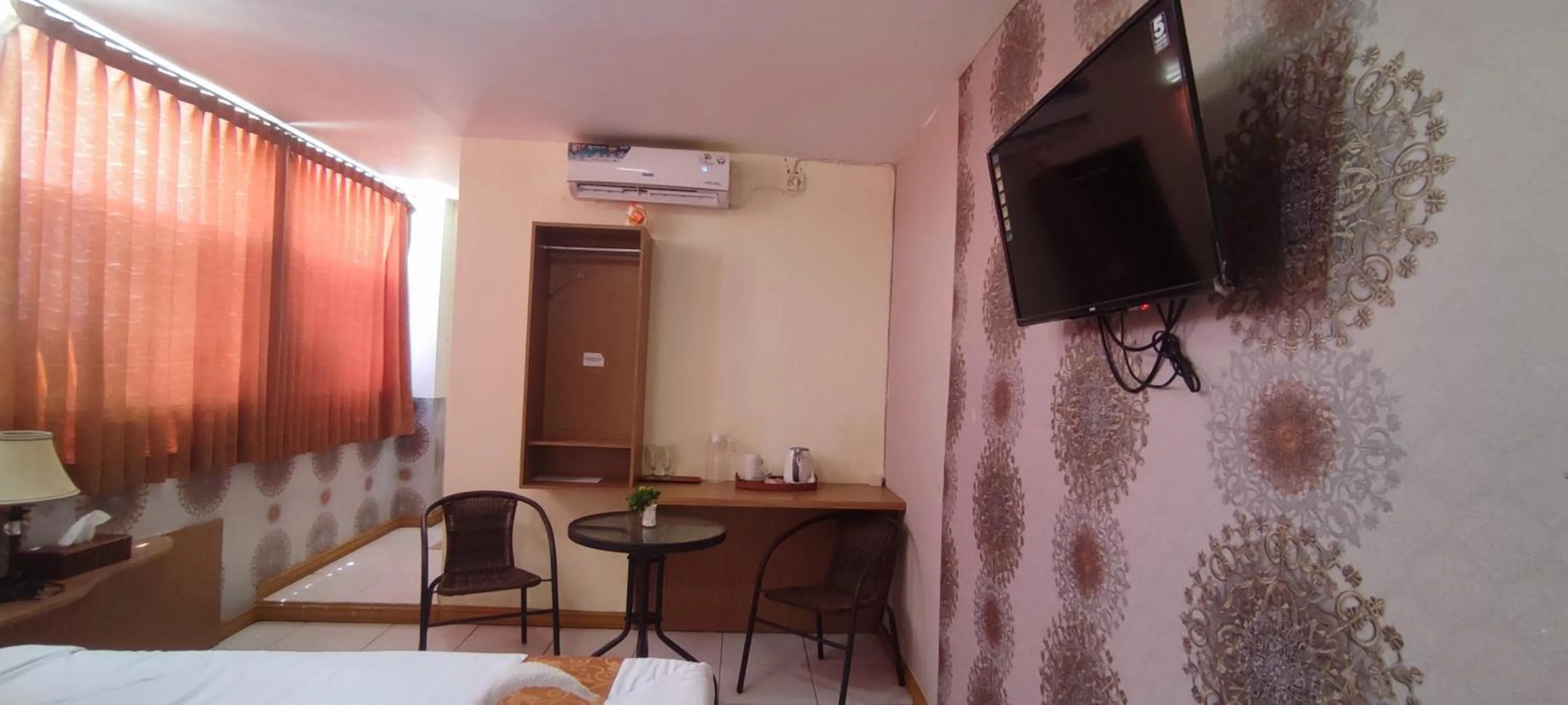 Votel Hotel De'Pratnya Kediri