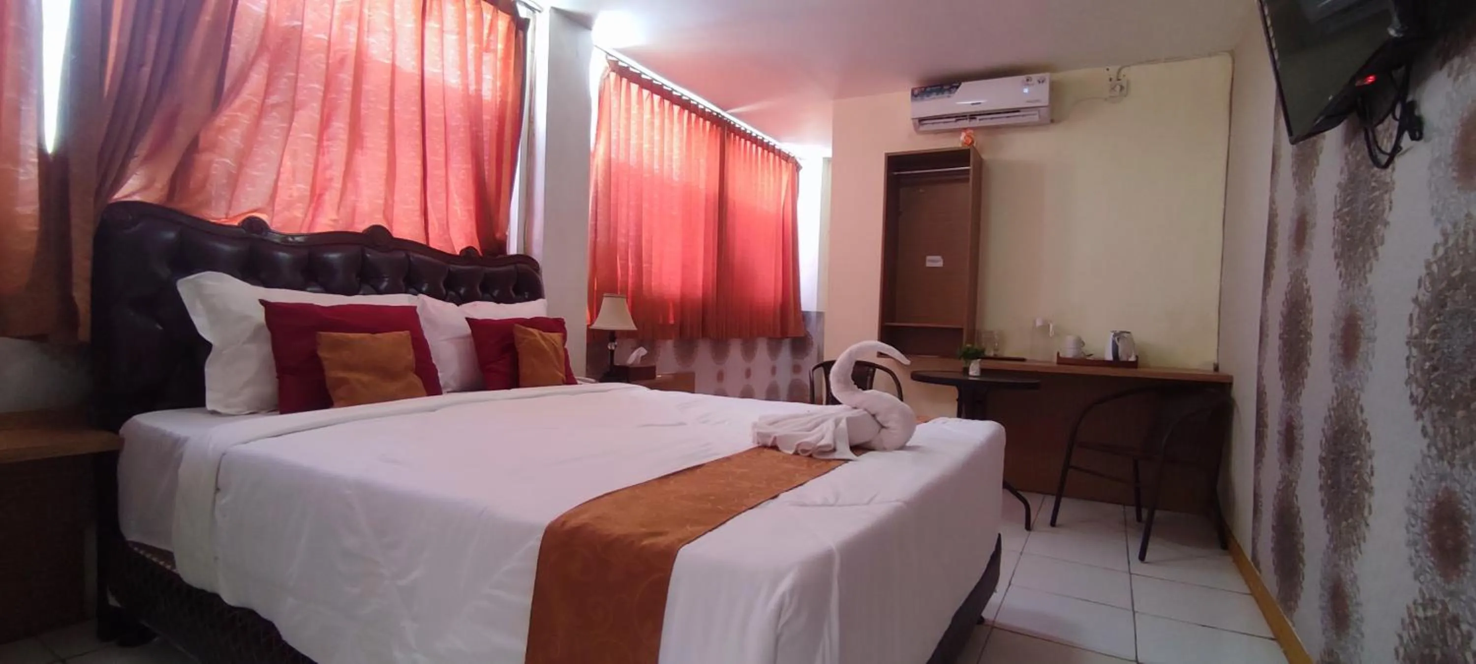 Bed in Votel Hotel De'Pratnya Kediri