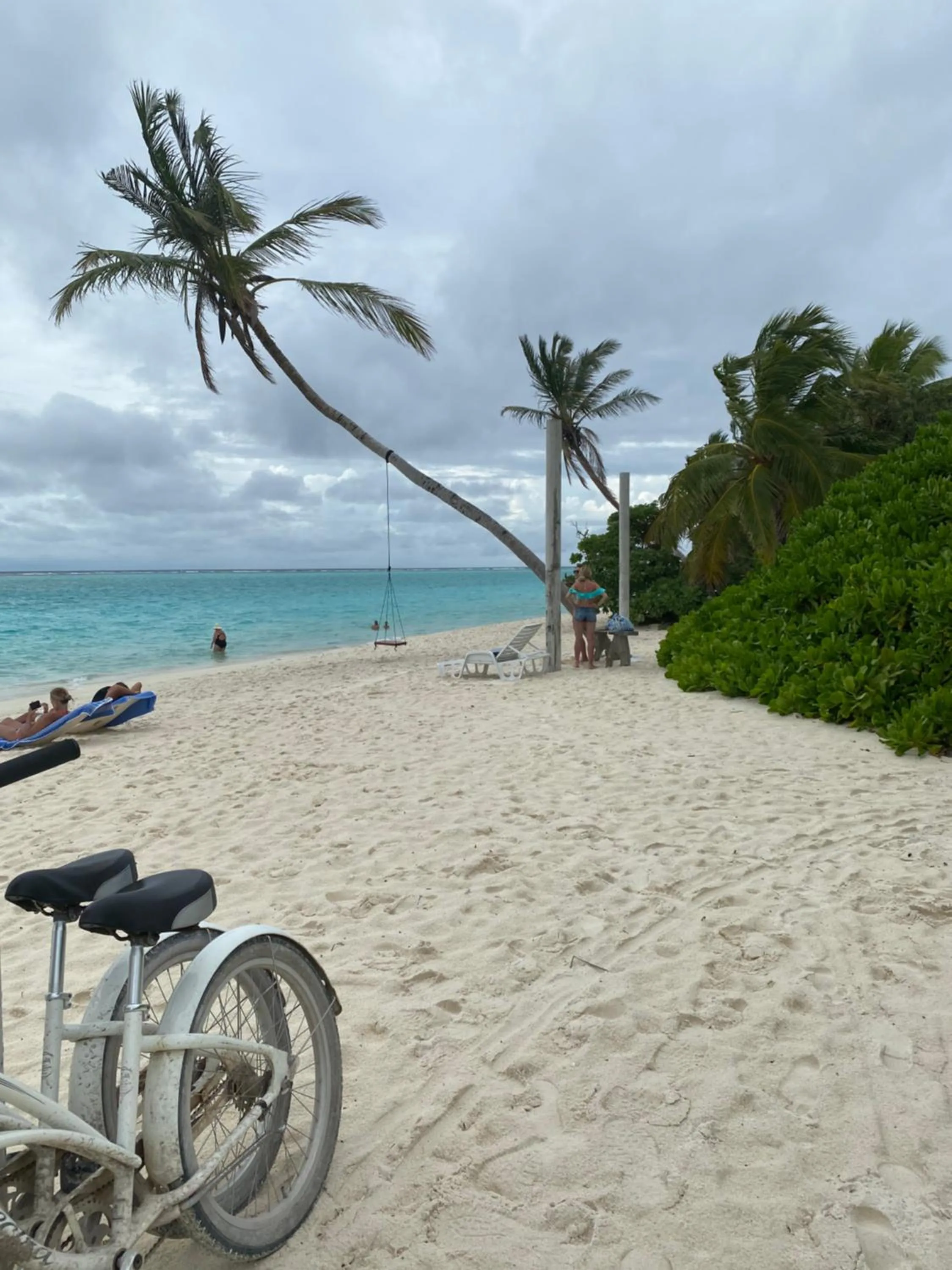 Beach in Thoddoo Island Life
