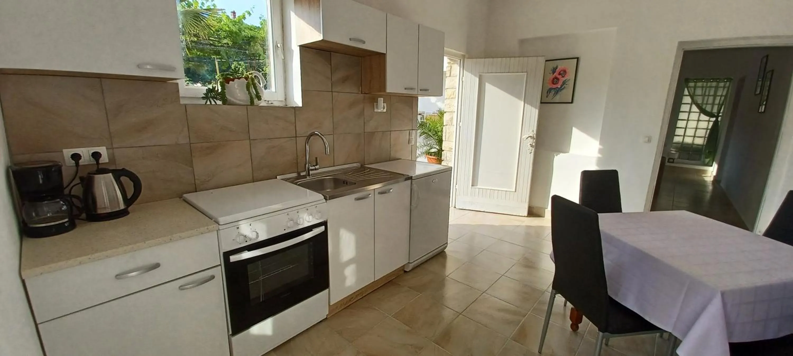 Apartments & rooms Mila