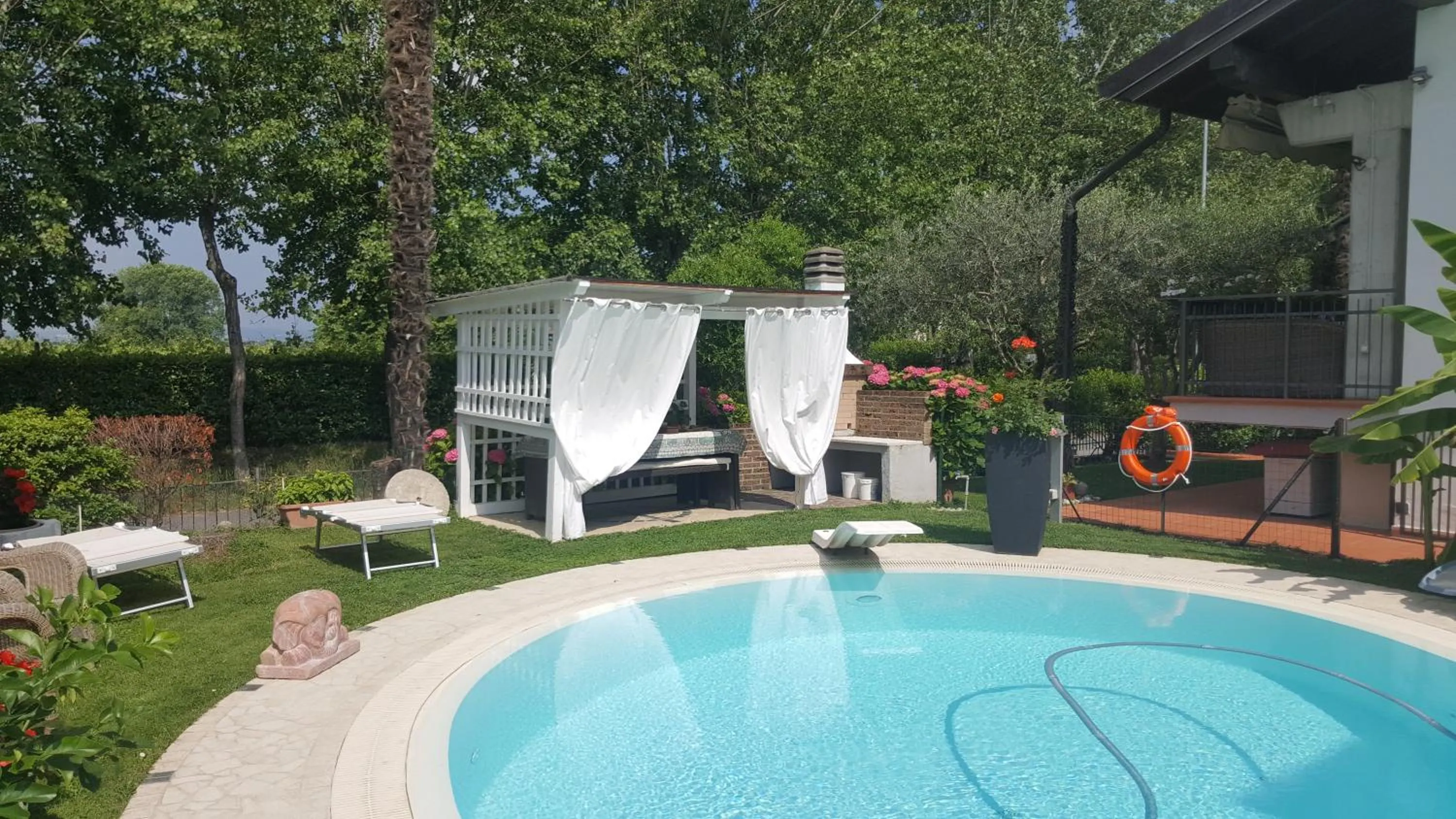 Patio in B&B Casa Gaia - Sirmione