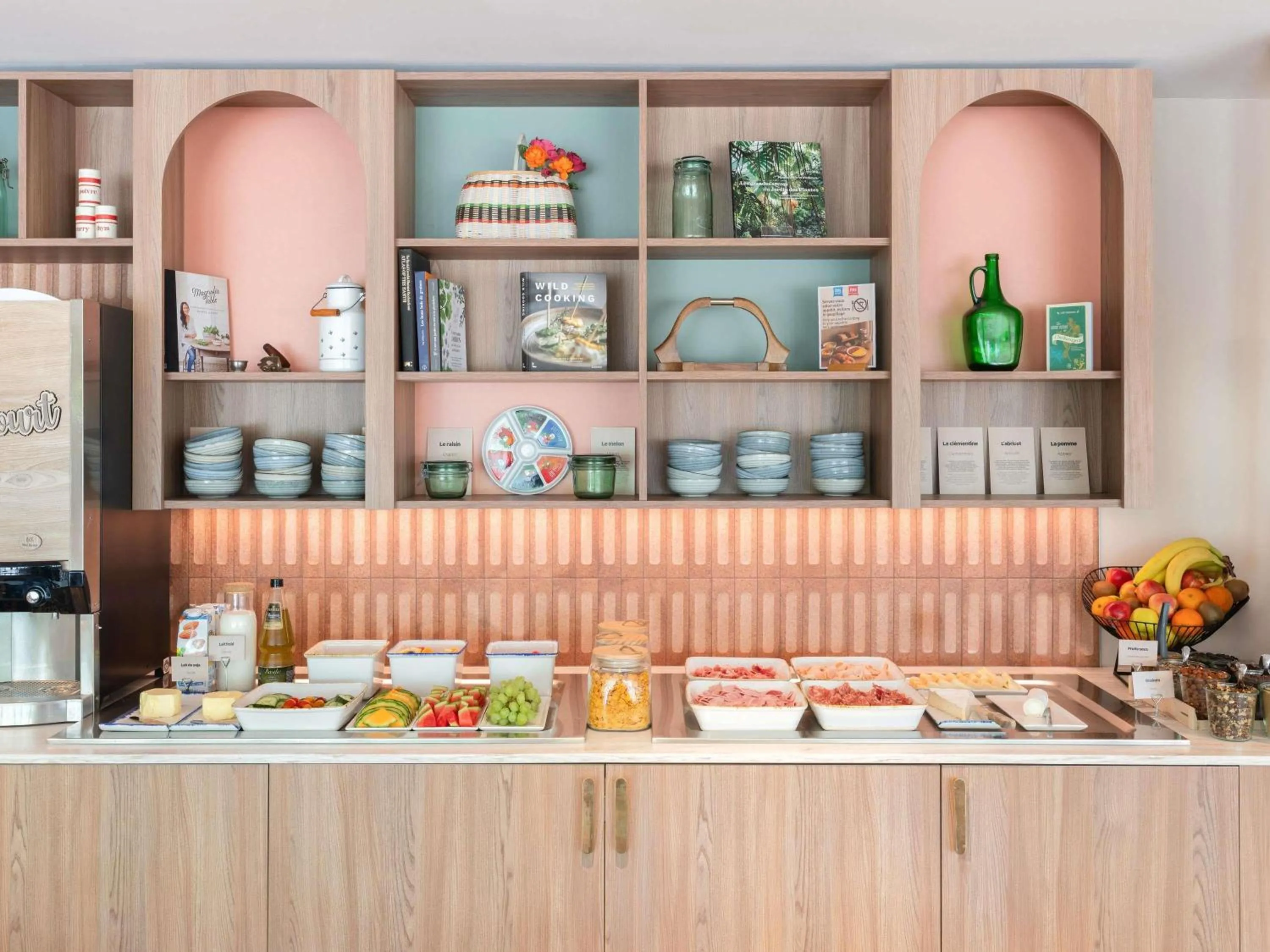 Breakfast in ibis budget Marne la Vallée Val d'Europe