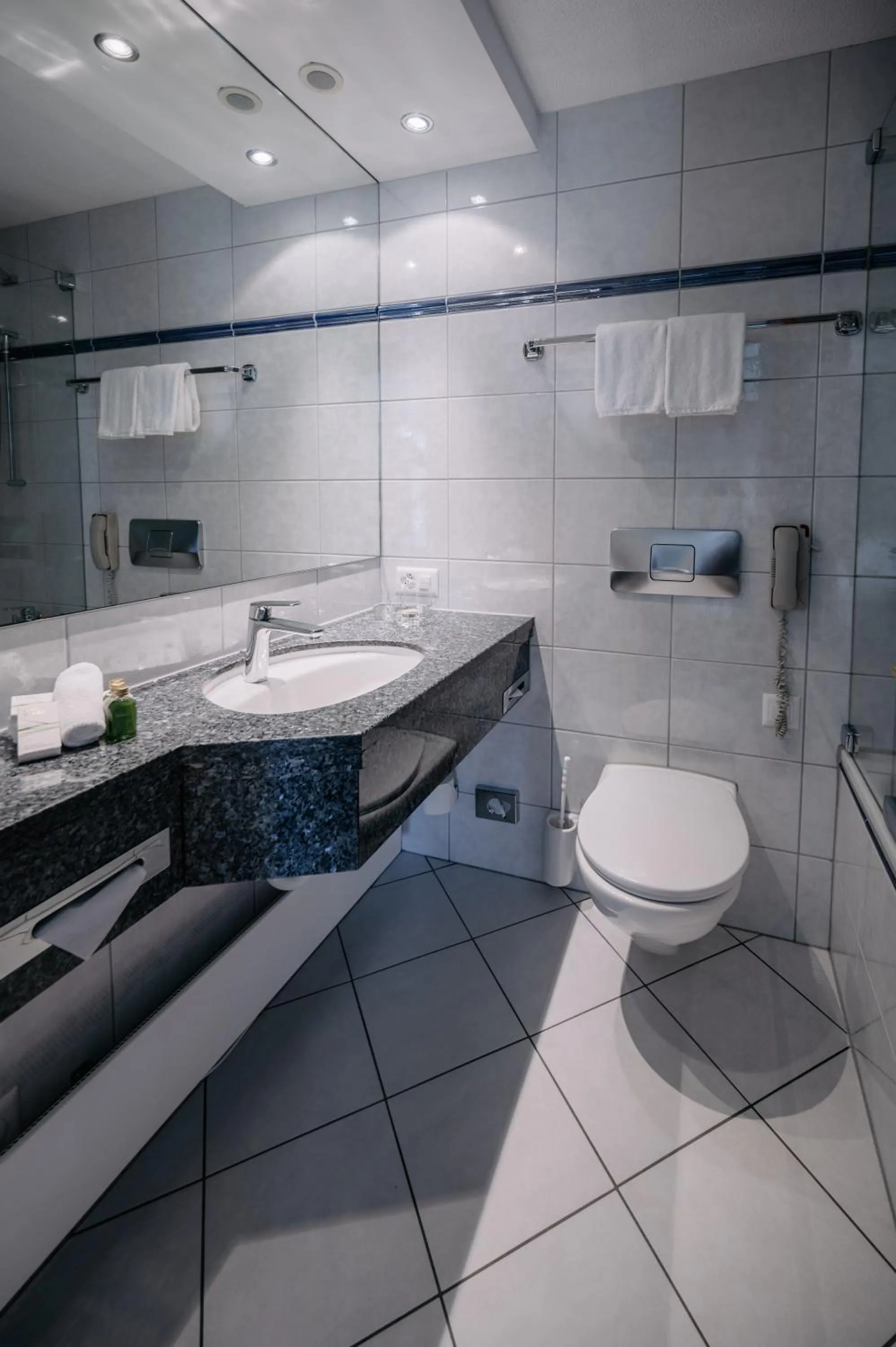 Bathroom in Kongress Hotel Davos