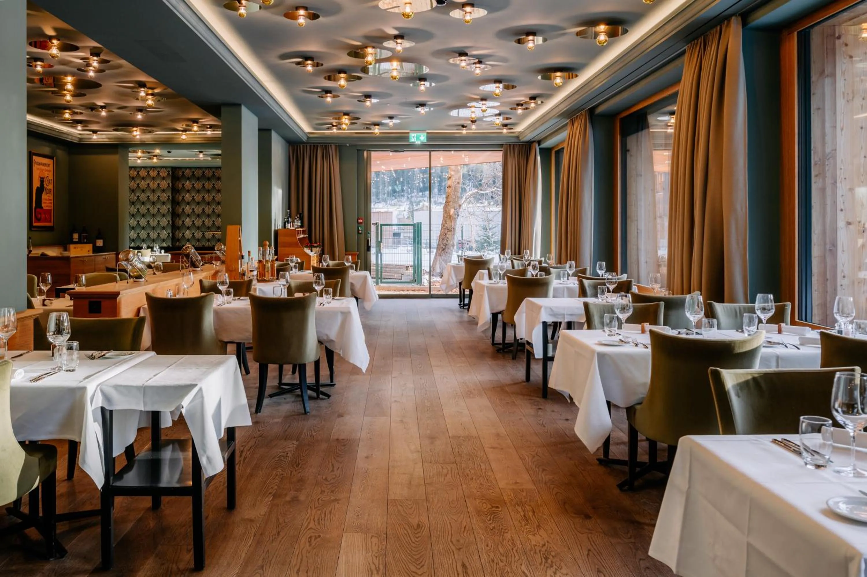 Restaurant/places to eat in Kongress Hotel Davos