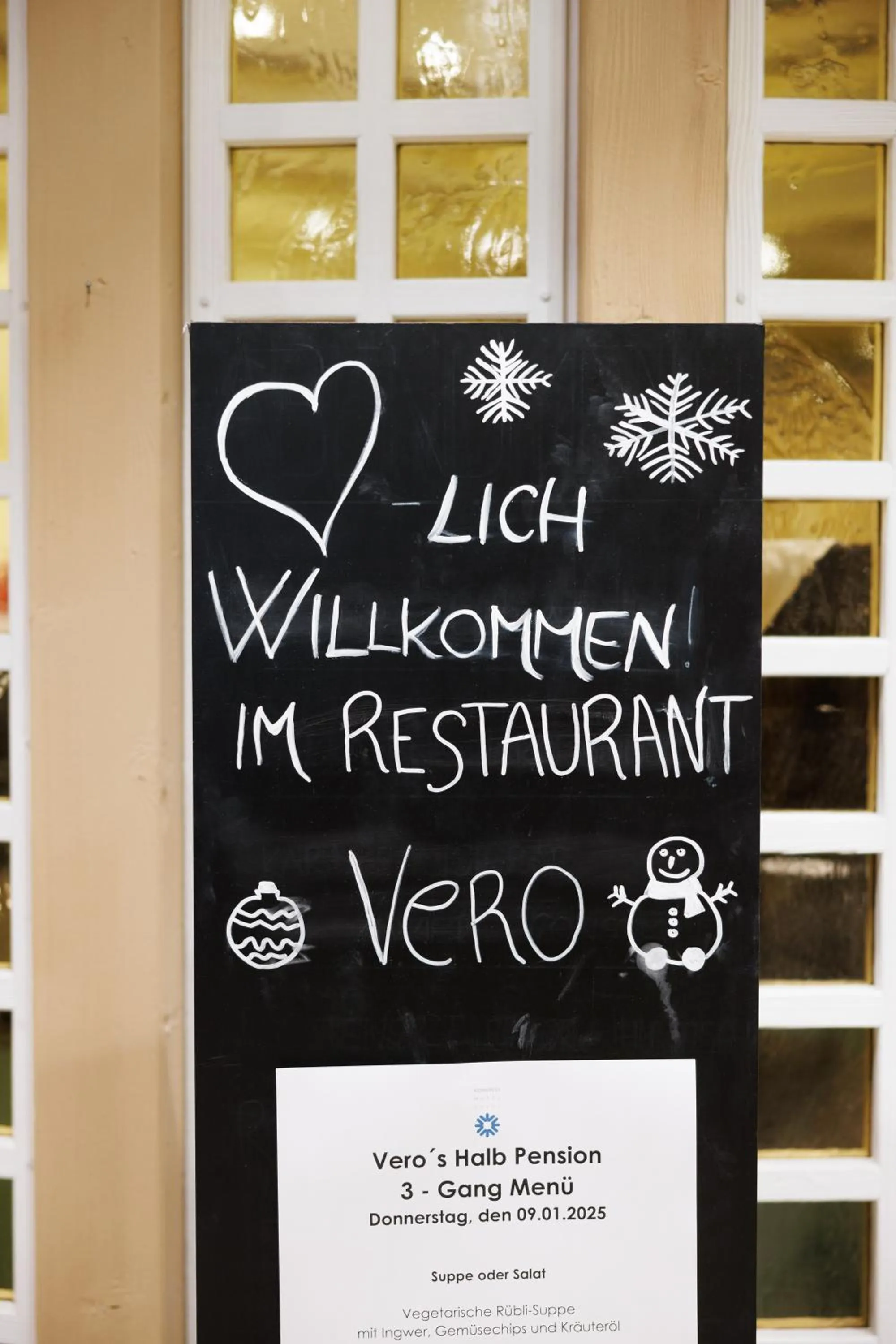 Restaurant/places to eat in Kongress Hotel Davos