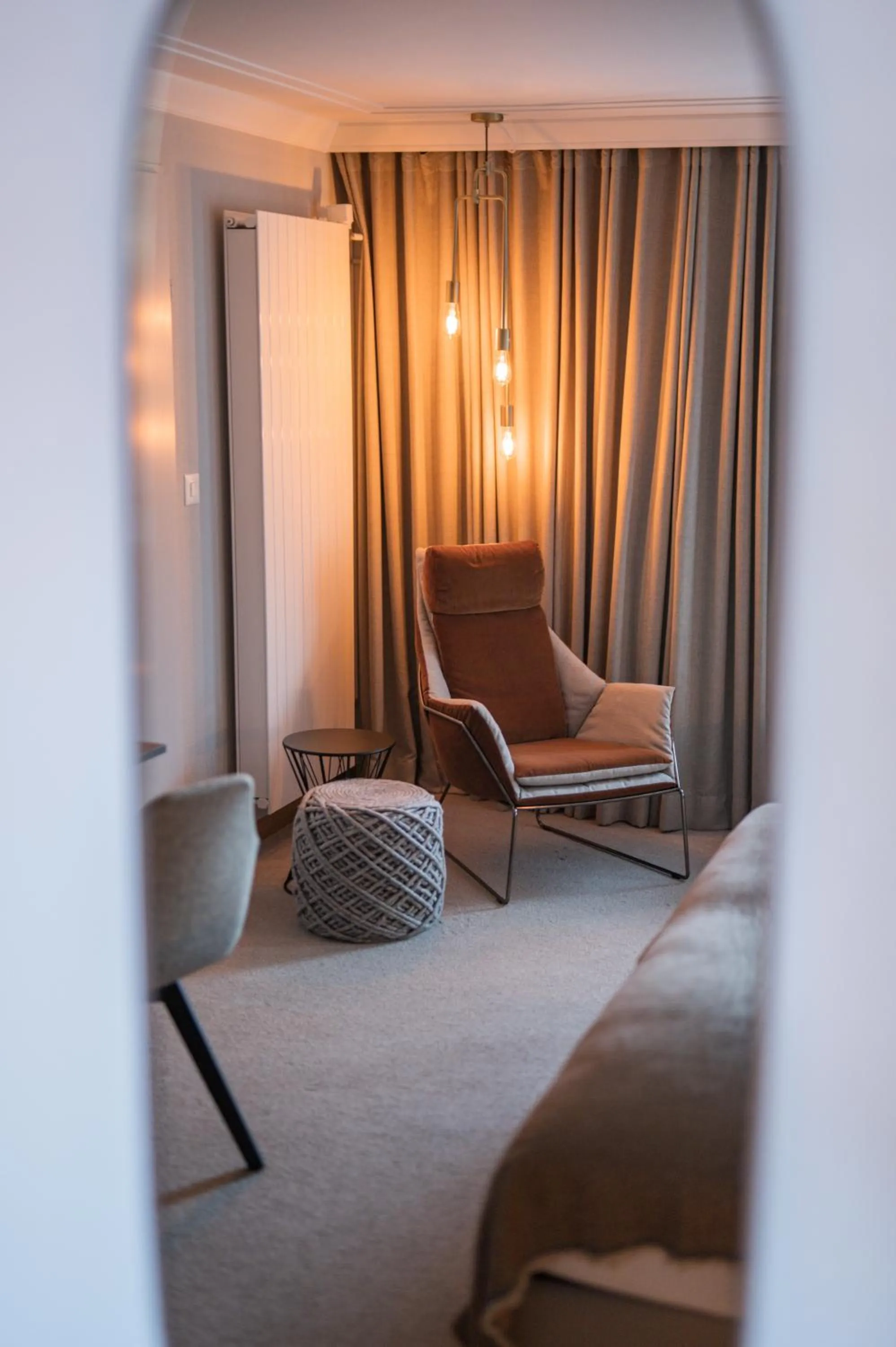 Photo of the whole room, Bed in Kongress Hotel Davos