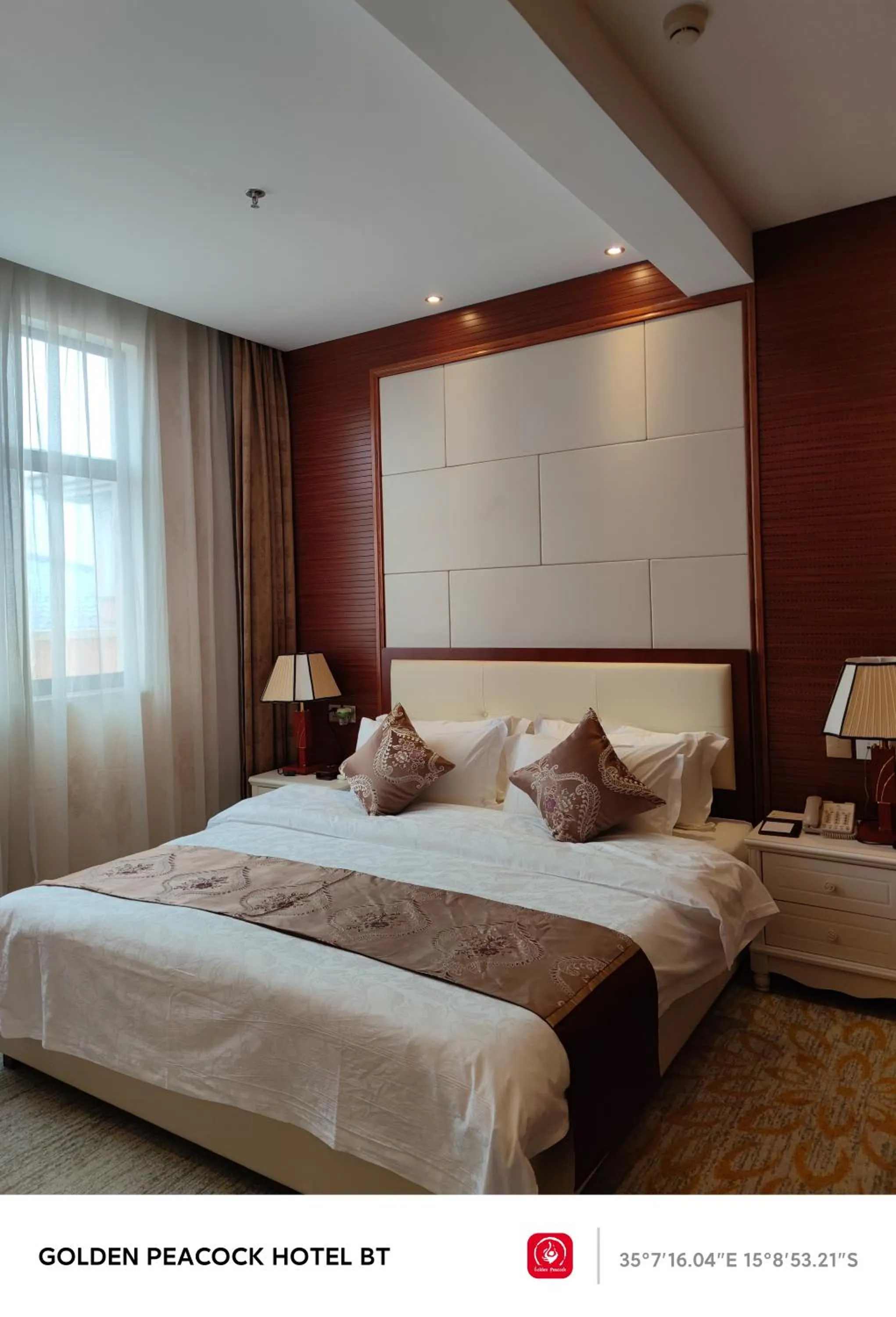 Bed in Golden Peacock Hotel Blantyre