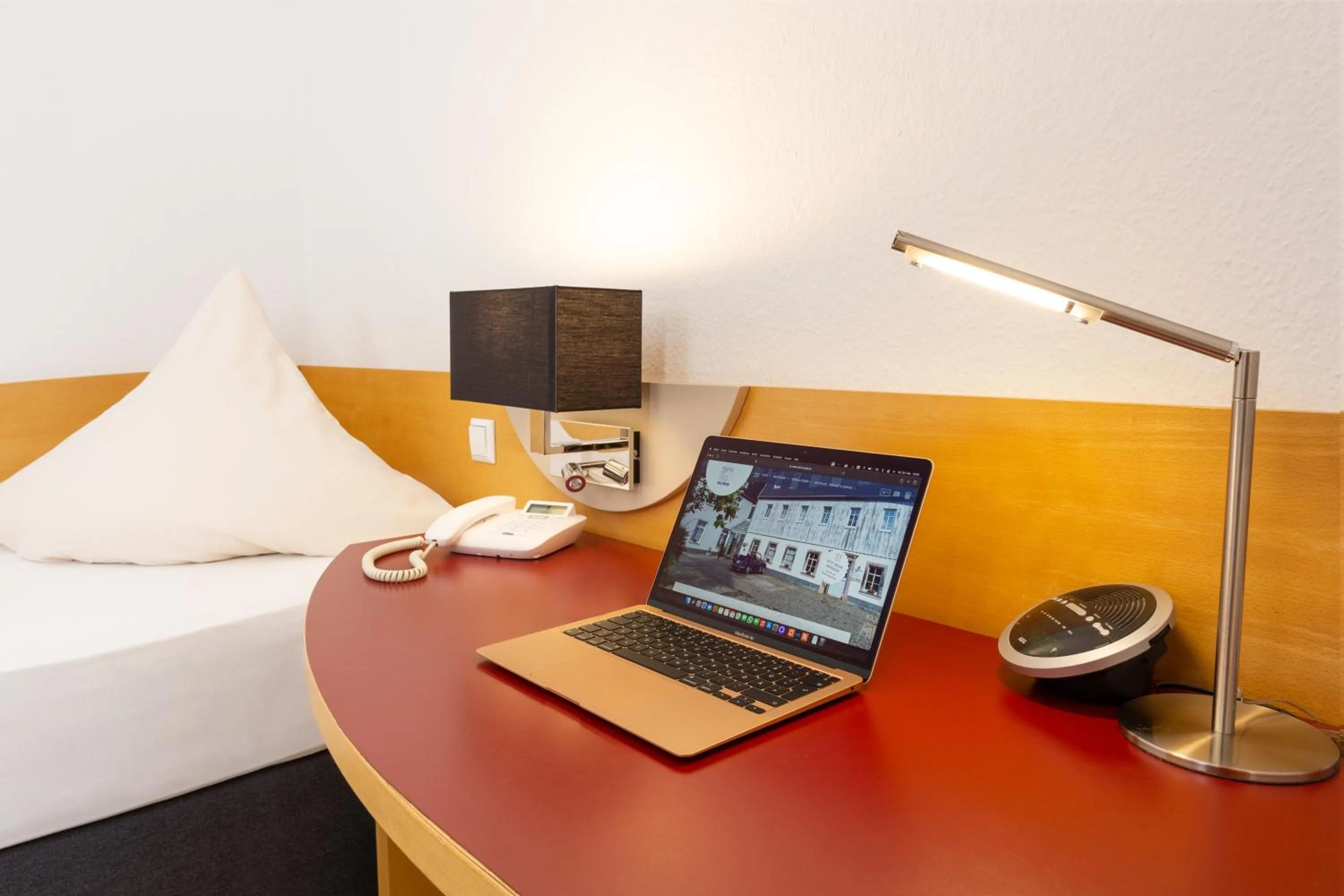 TV and multimedia, Bed in Hotel Alte Mühle