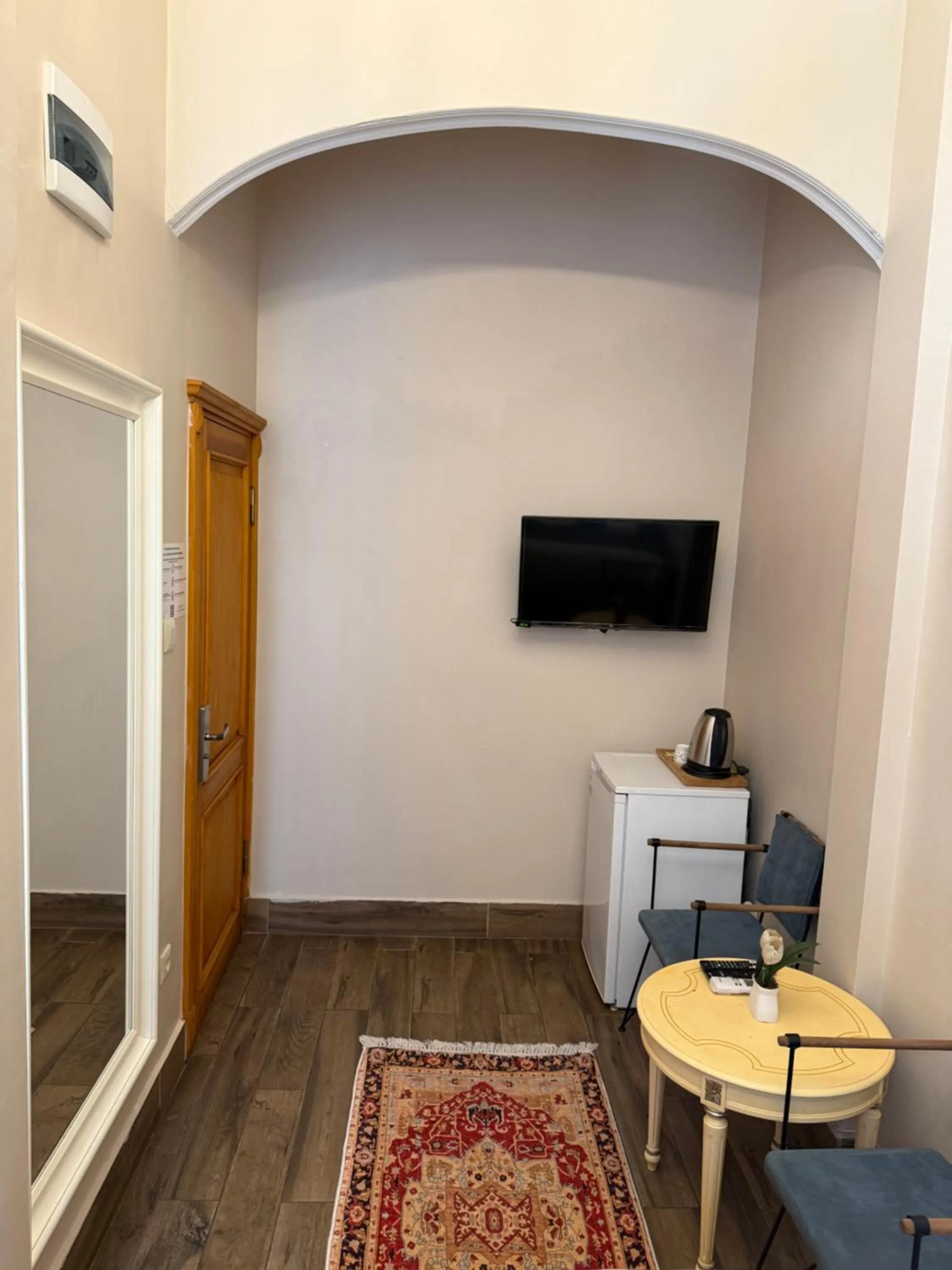 TV and multimedia in Bosphorus Bridge