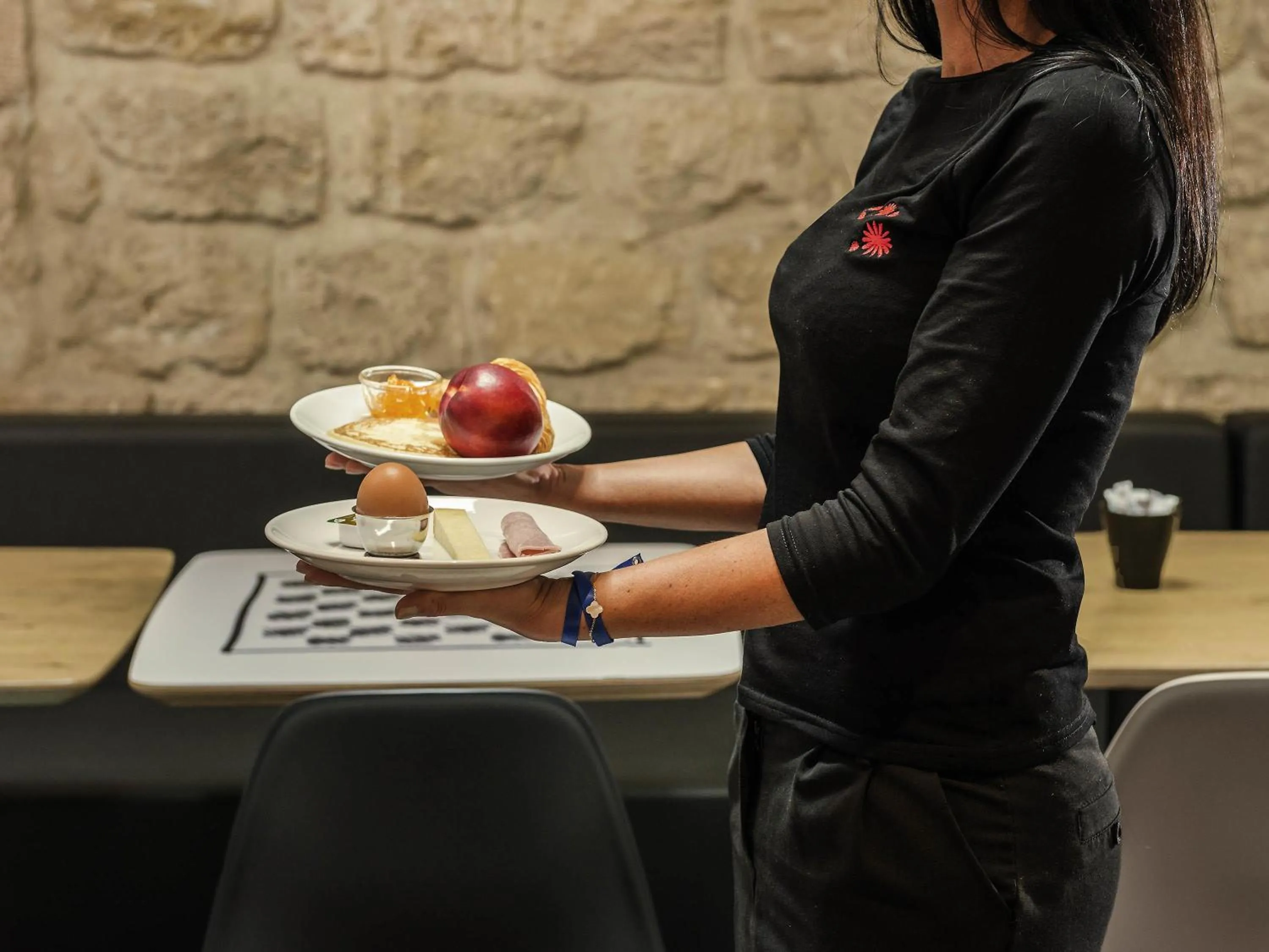 Breakfast in ibis Paris Avenue de la Republique