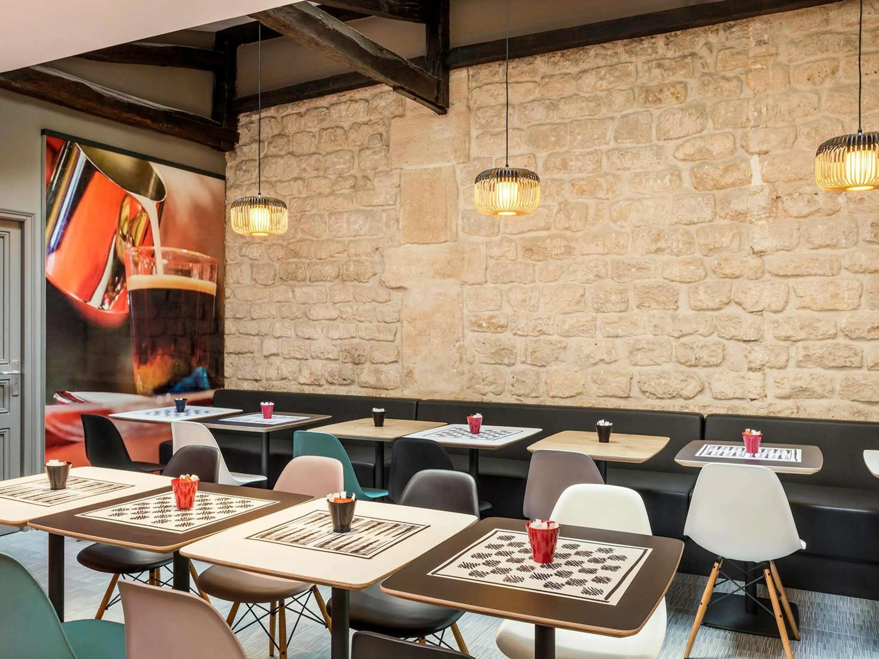 Breakfast in ibis Paris Avenue de la Republique