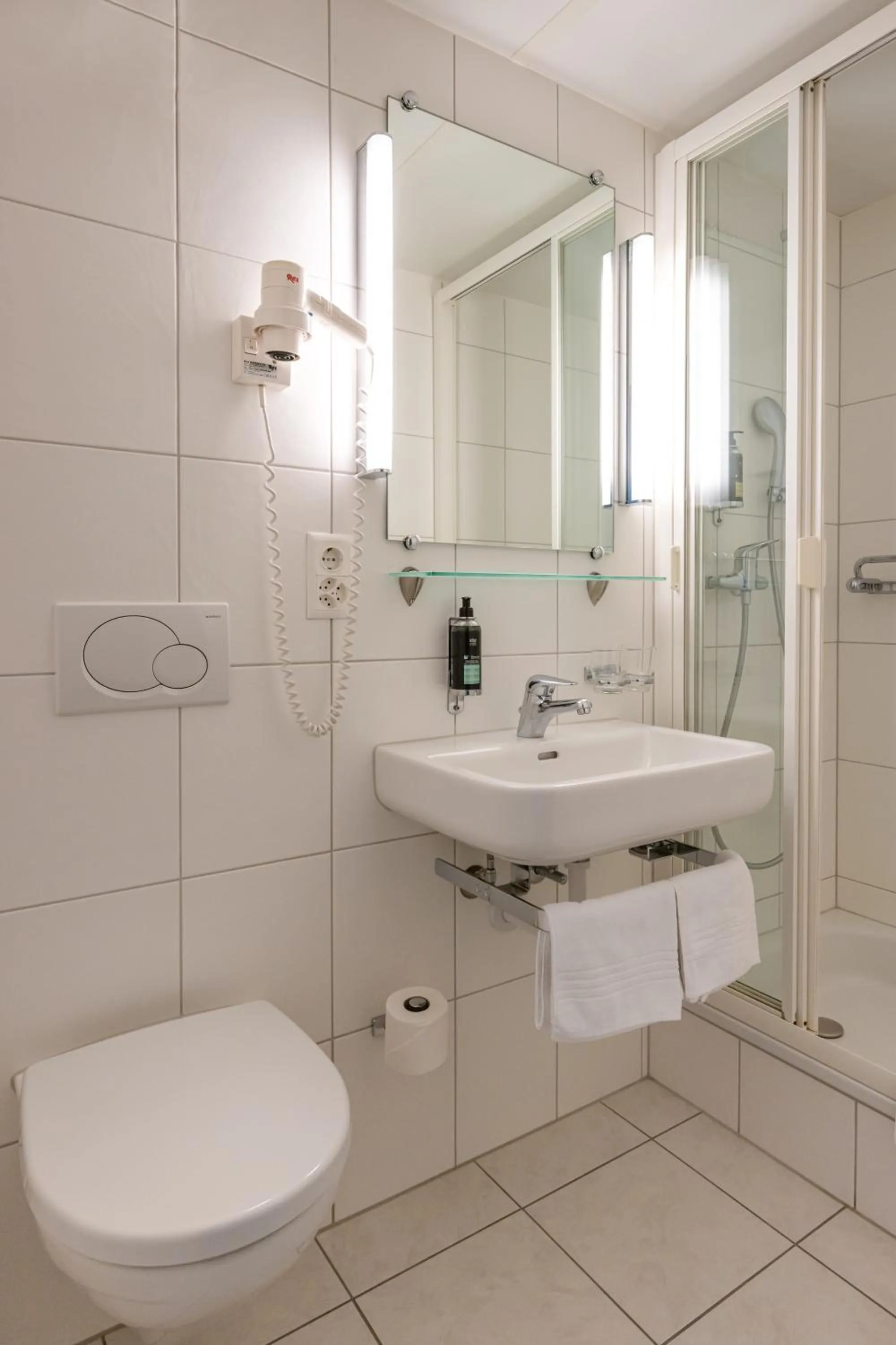 Bathroom in Landgasthof Kreuz - Ihr Businesshotel mit persönlichem Flair