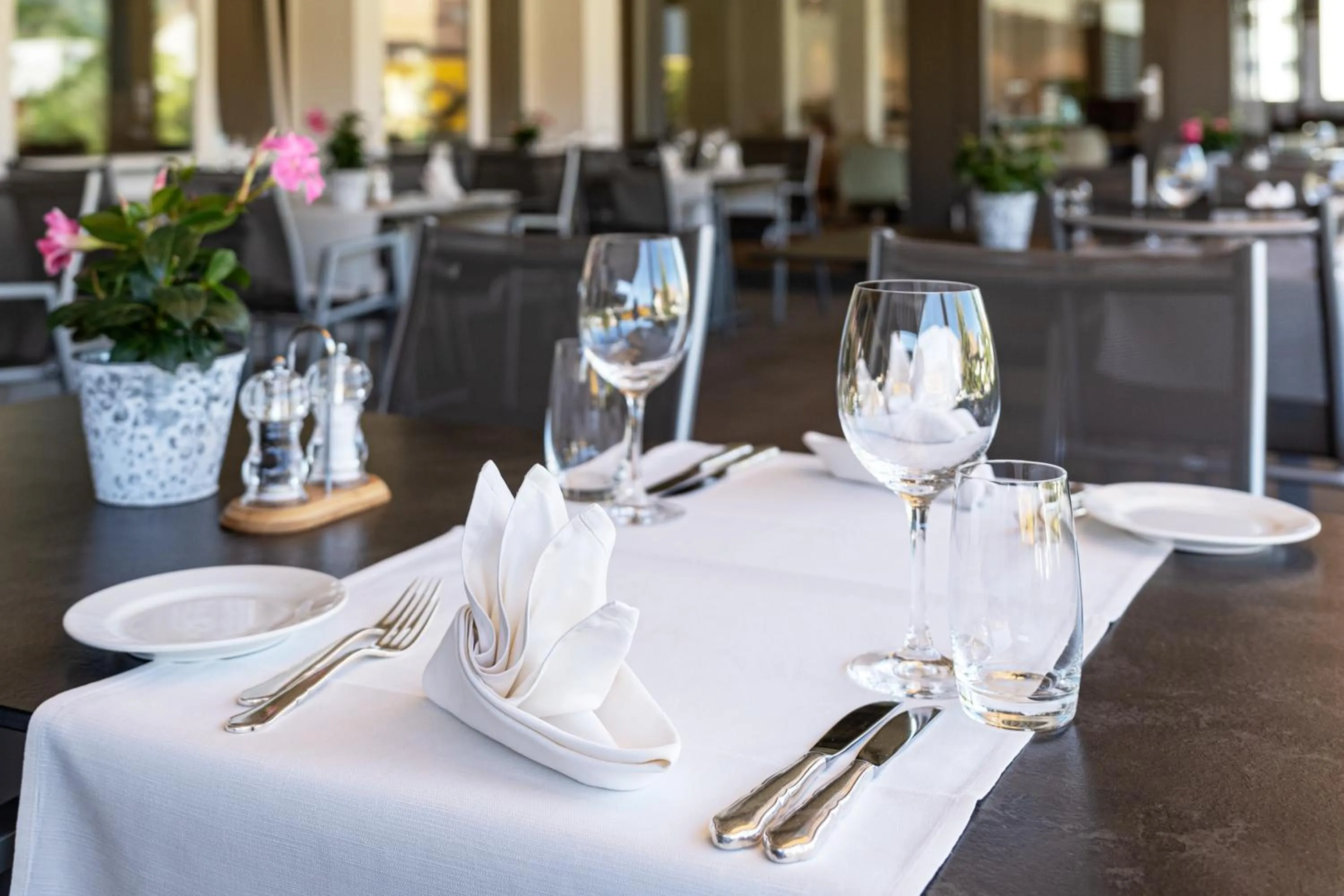 Restaurant/places to eat in Landgasthof Kreuz - Ihr Businesshotel mit persönlichem Flair