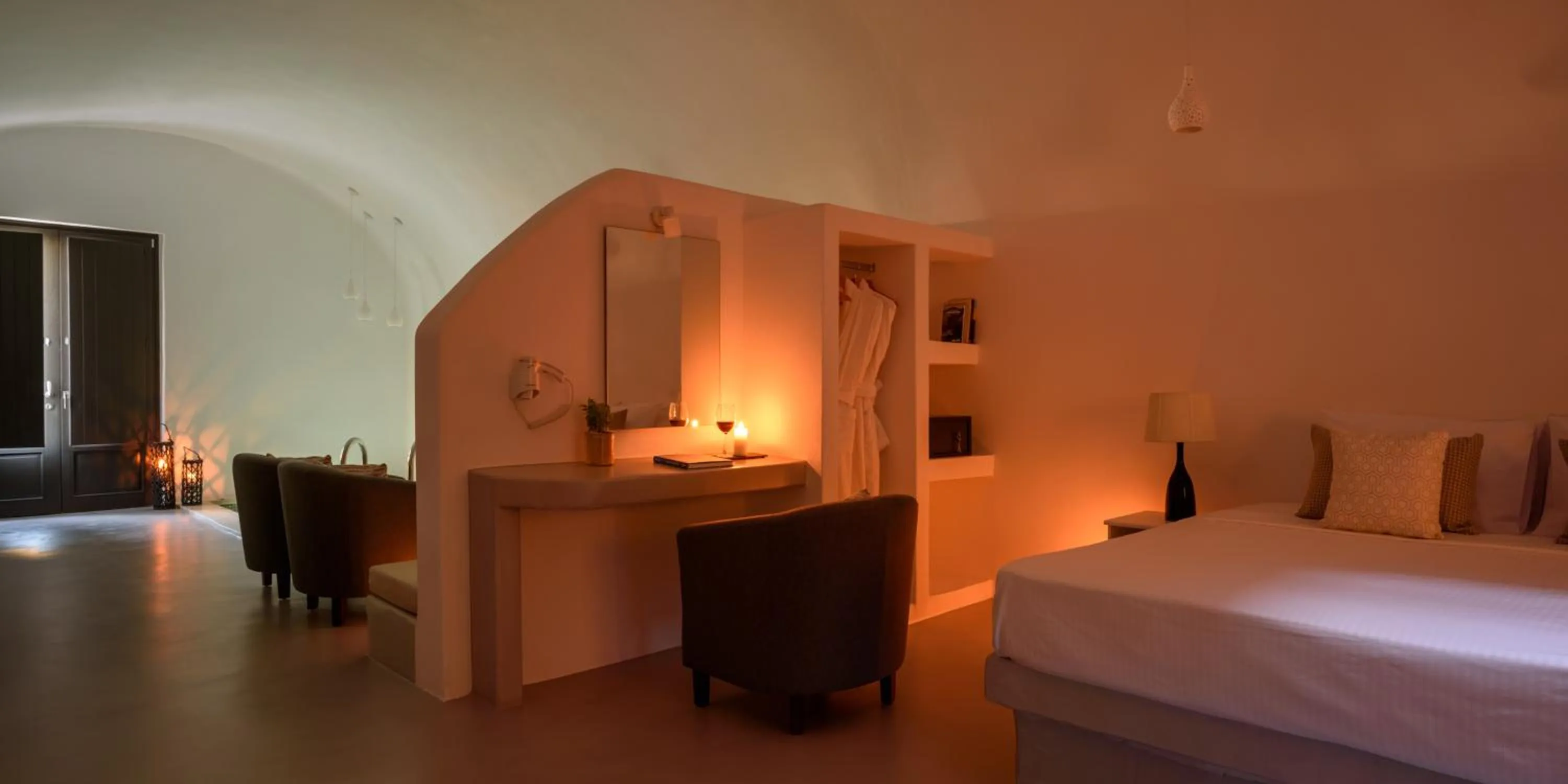 Bedroom in White Dream Suites