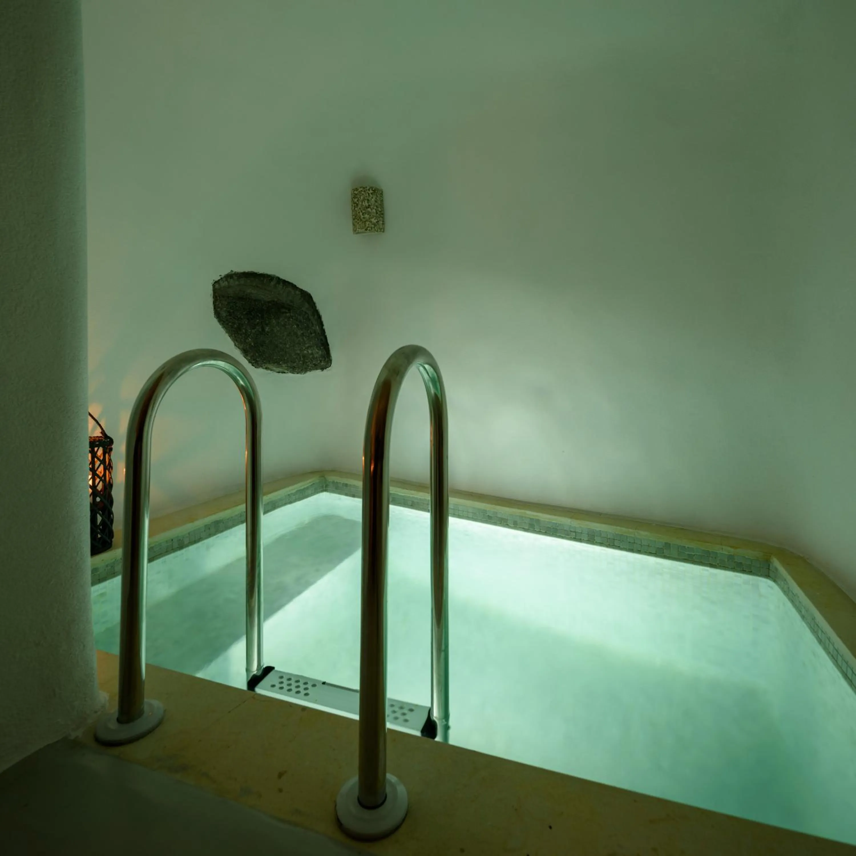 Swimming pool in White Dream Suites