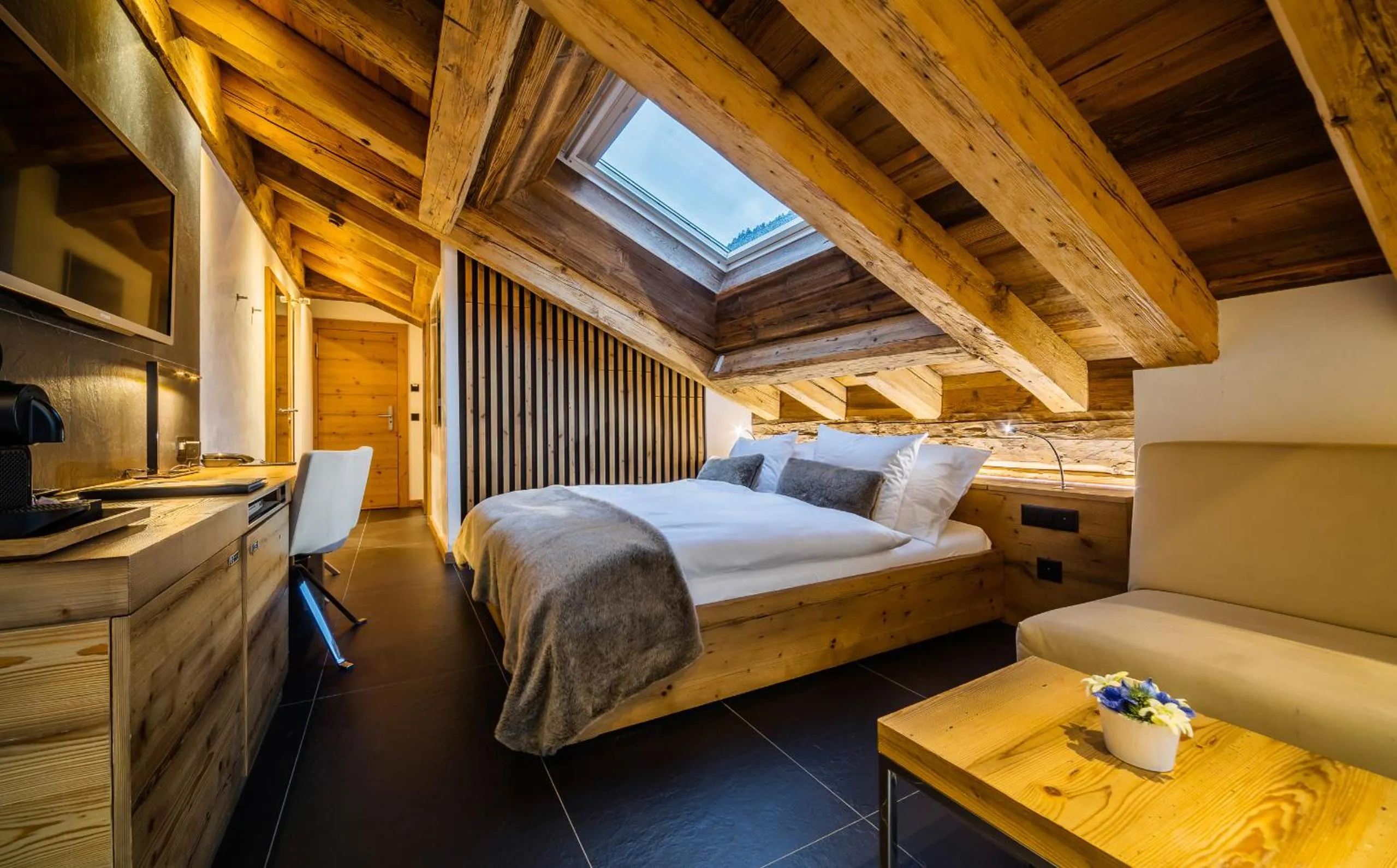 Photo of the whole room, Bed in Hotel Bellerive