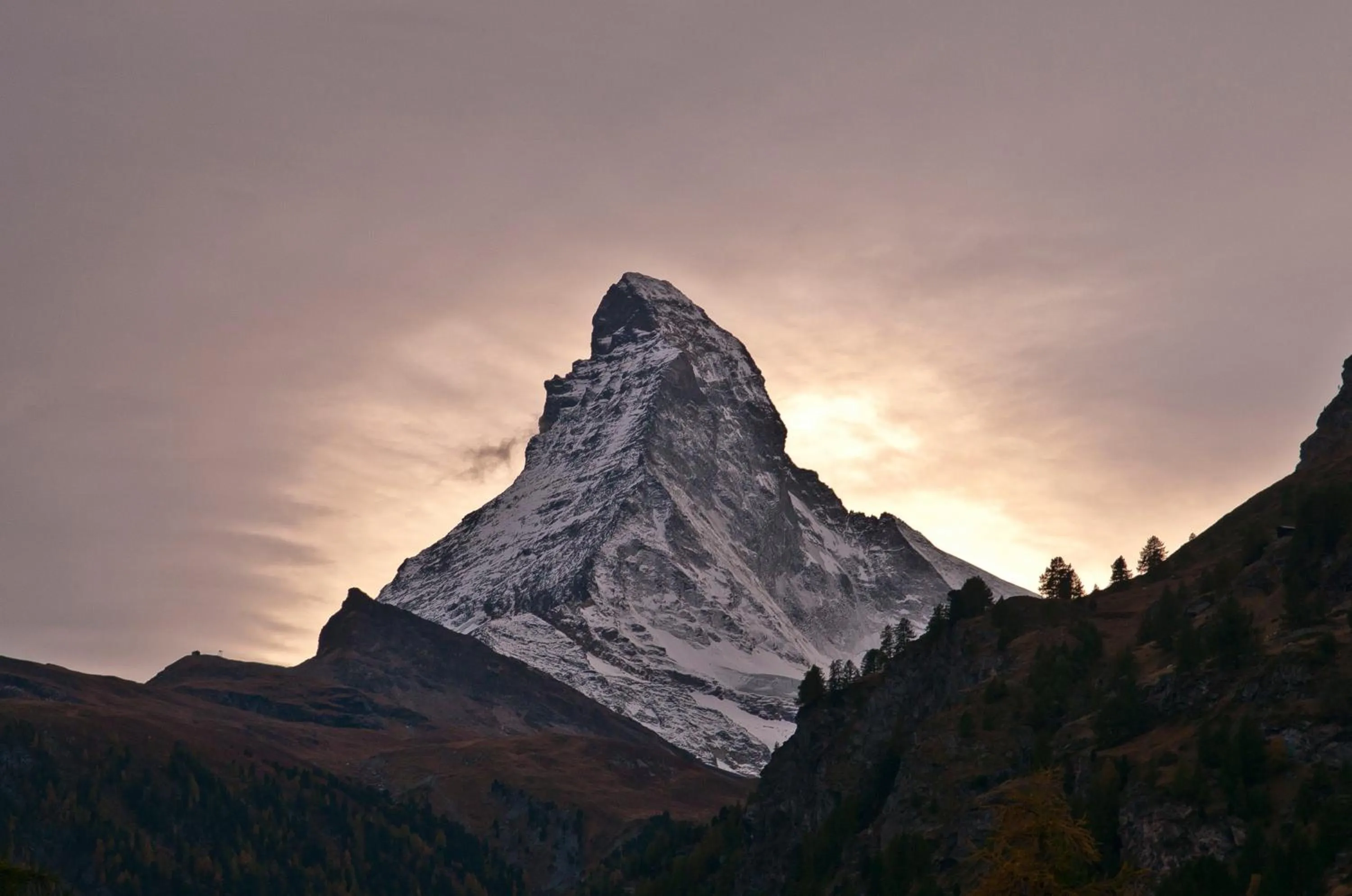 Natural landscape in la couronne Hotel & Spa