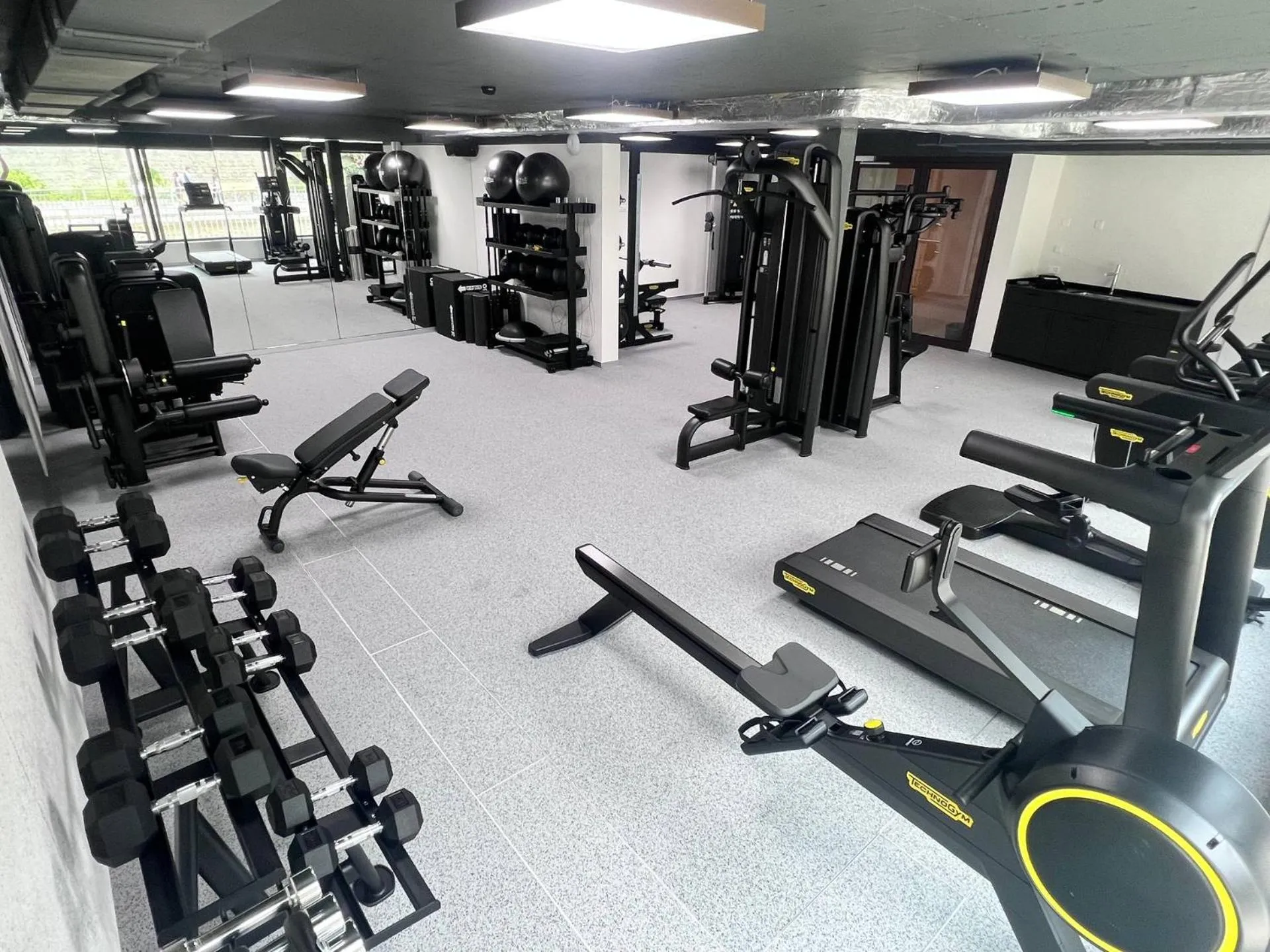 Fitness centre/facilities in la couronne Hotel & Spa