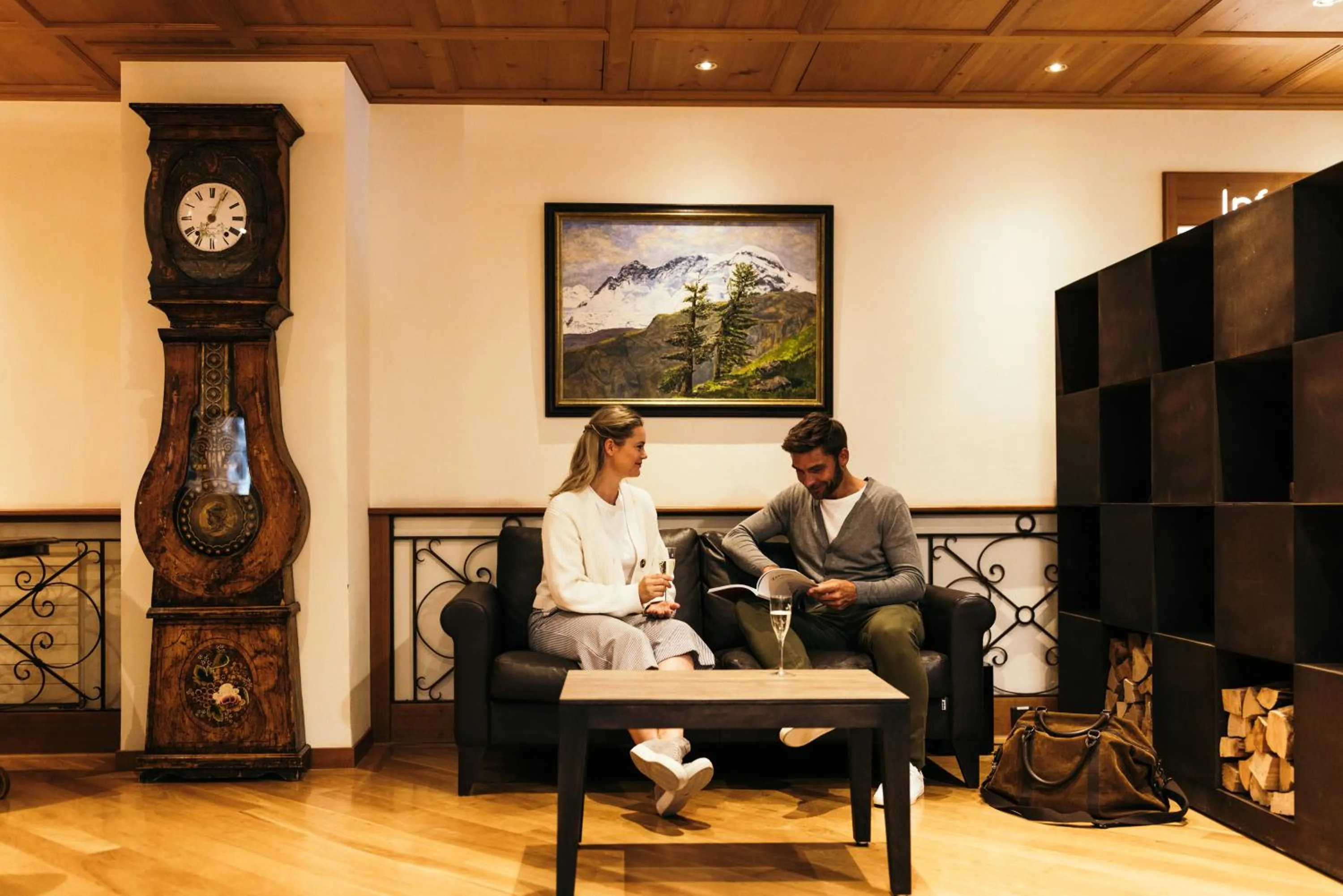 Lobby or reception in la couronne Hotel & Spa