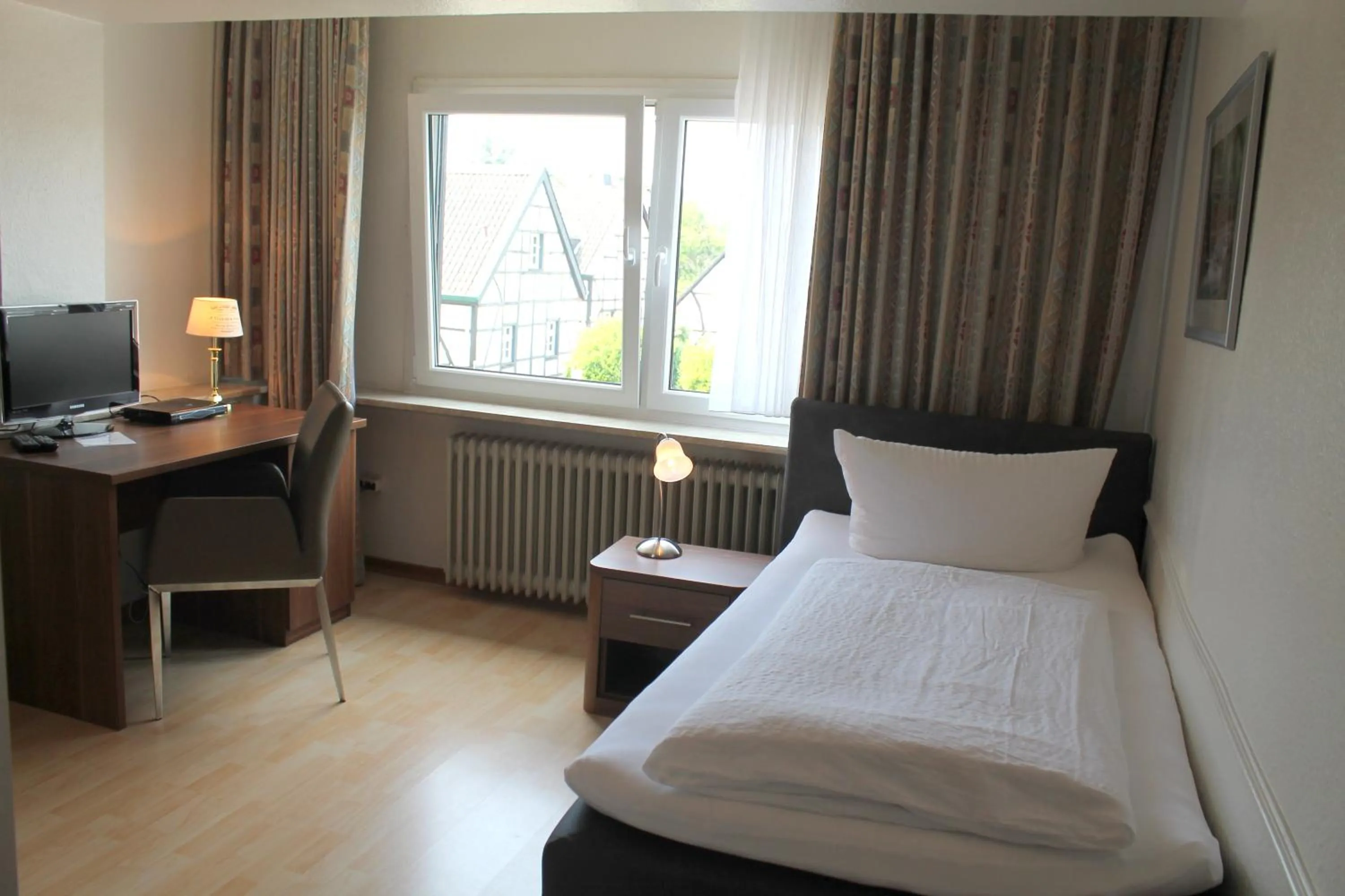 Photo of the whole room, Bed in Haus Kastanienhof