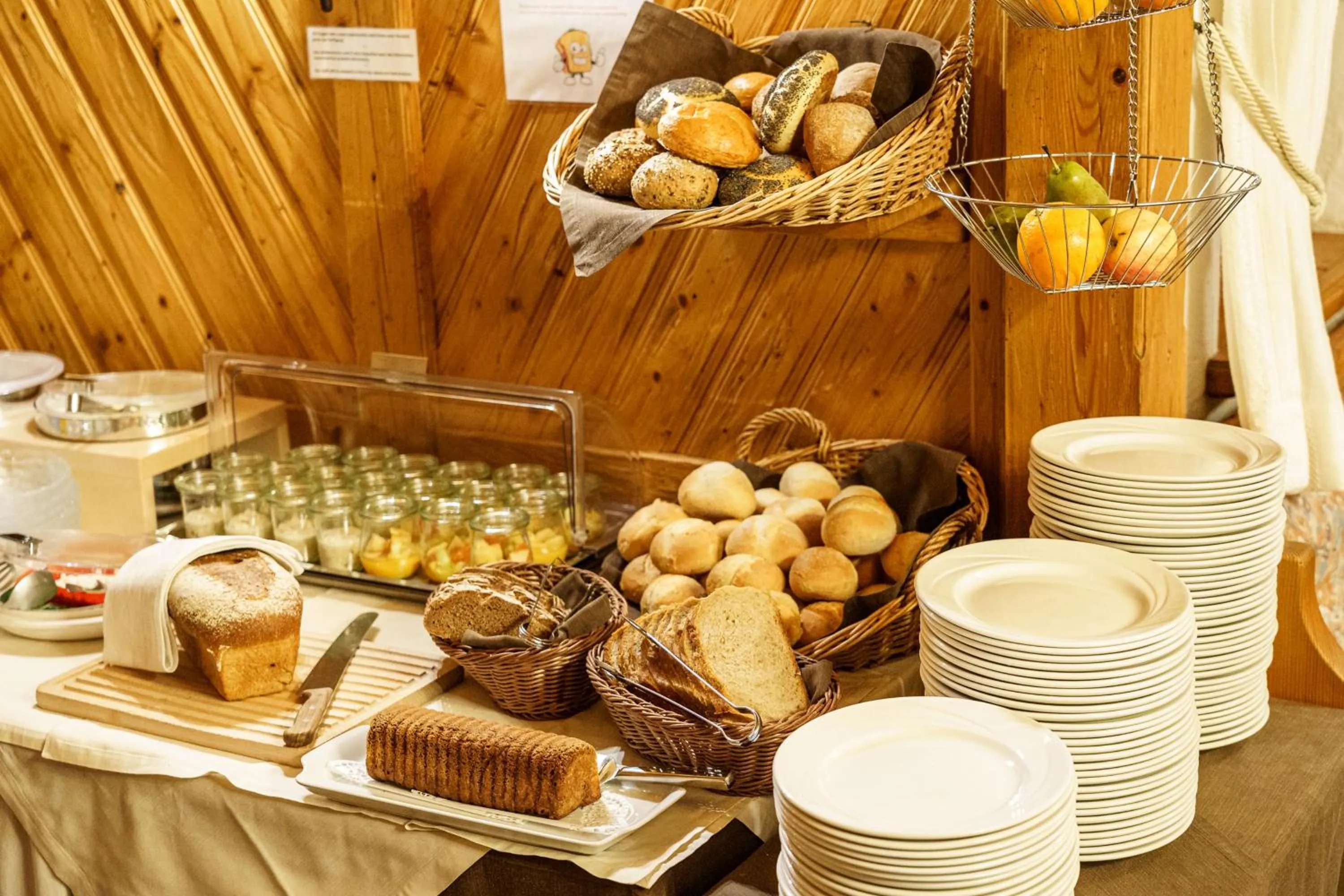 Restaurant/places to eat in Hotel Alpenroyal