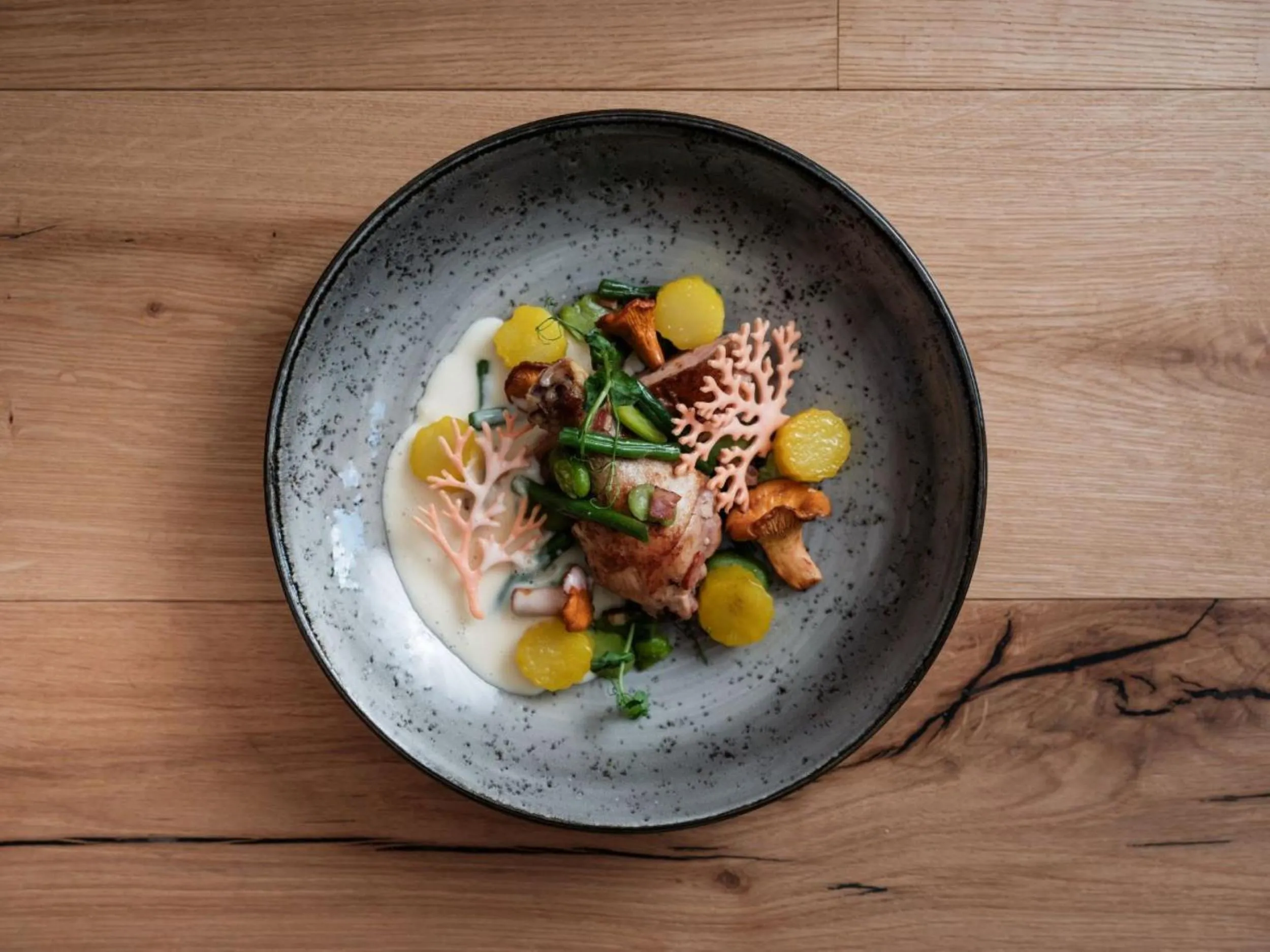 Food and drinks in Relais & Chateaux Schönegg