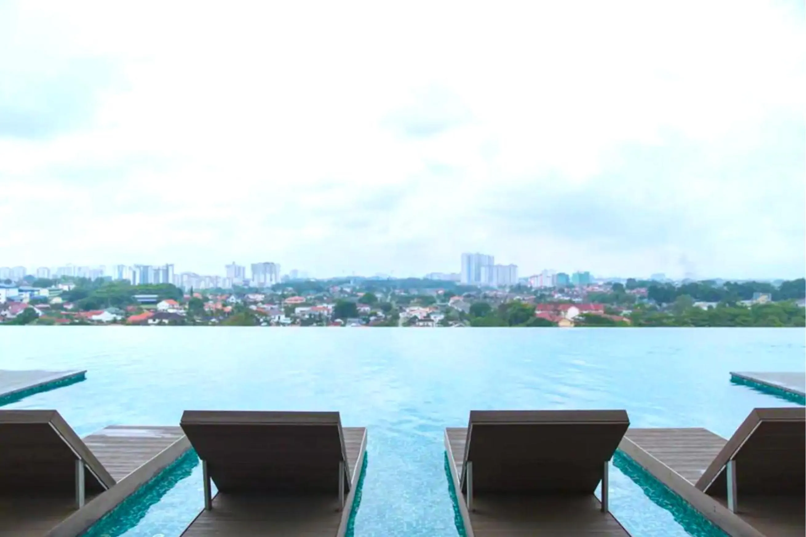 Swimming pool in 1 Tebrau Residences By RR JBcity