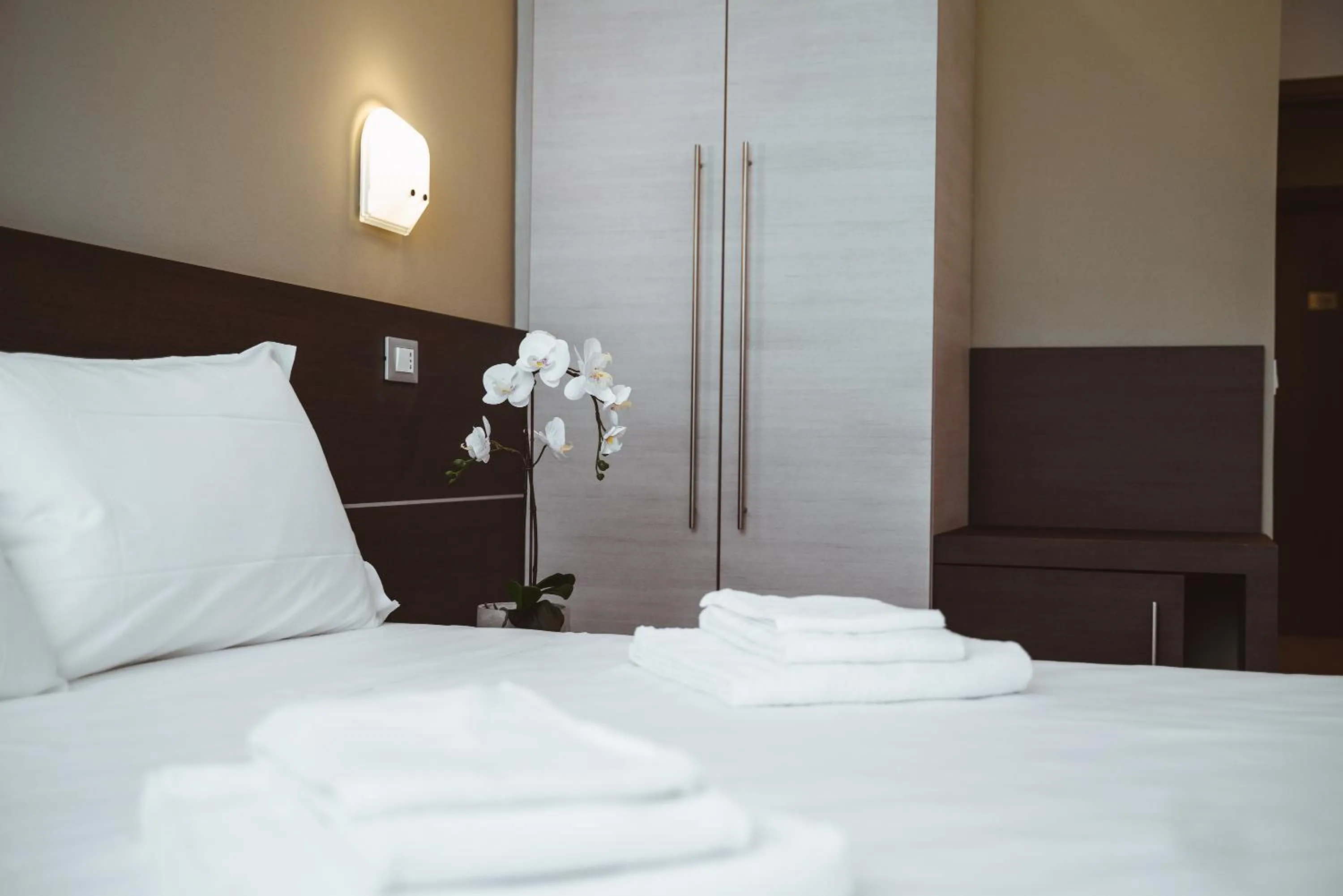 Bed in Albergo Commercio