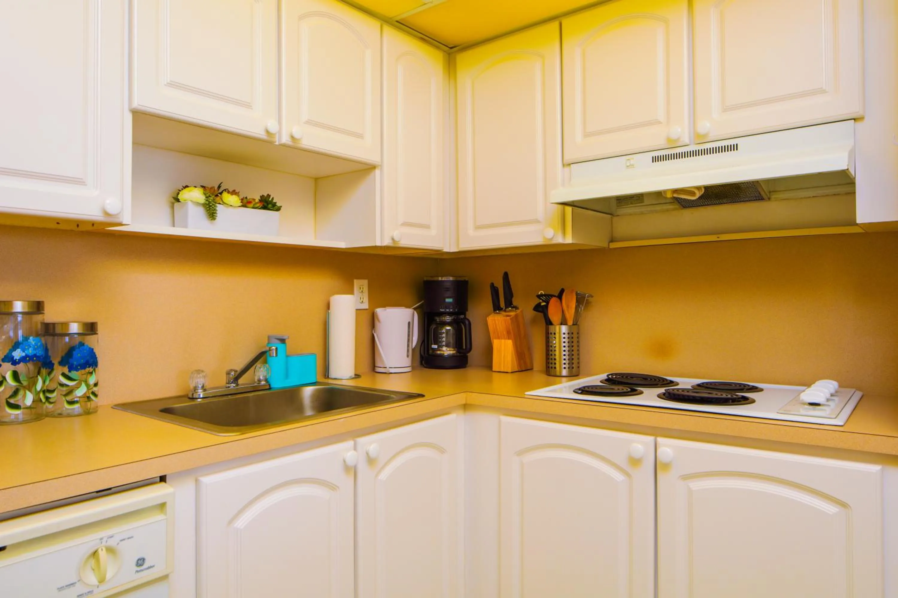 Sunny Isles Ocean Reserve Condo Apartments - 1BR #812