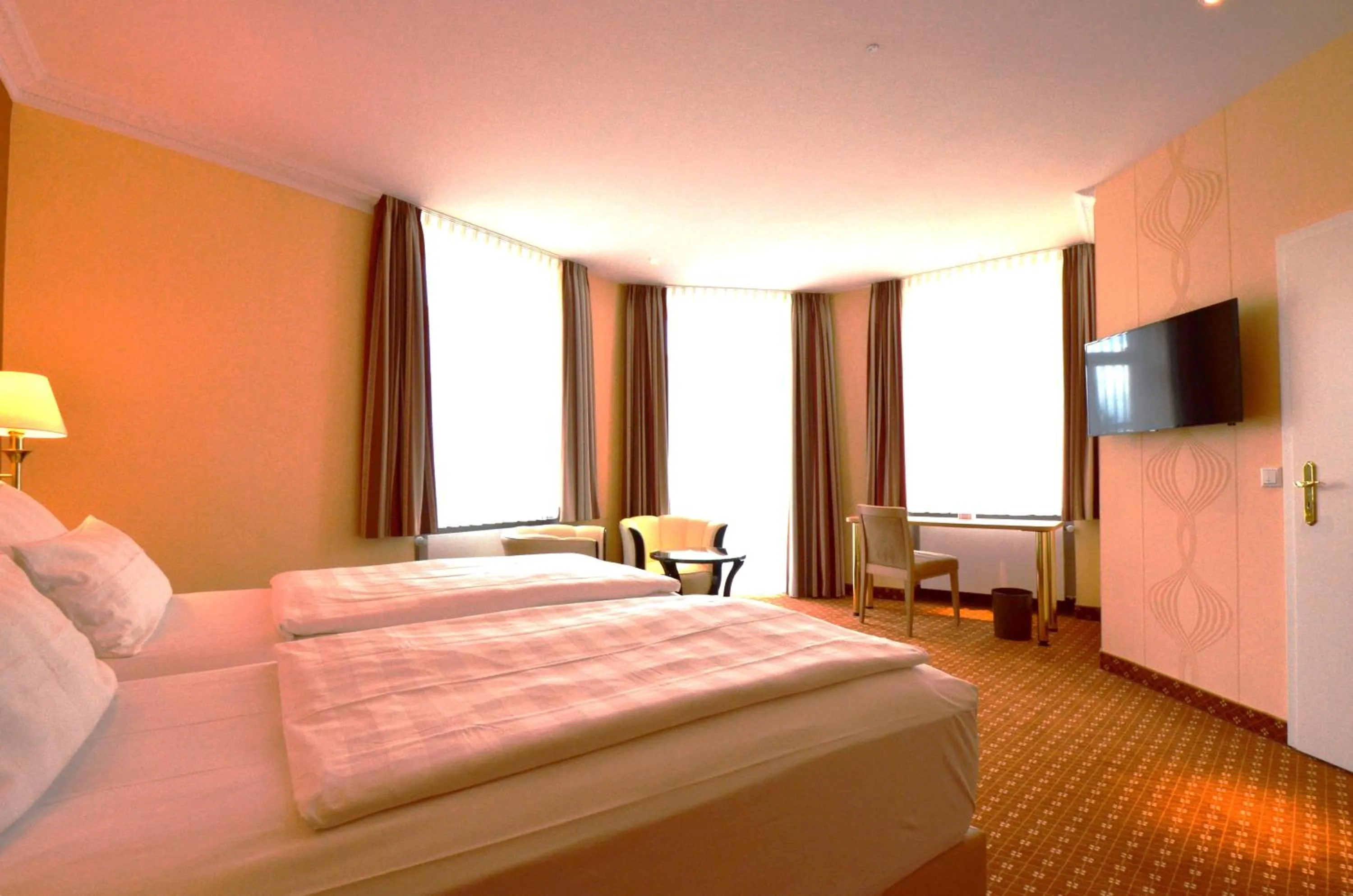 Photo of the whole room, Bed in Hotel Mack Private Inn