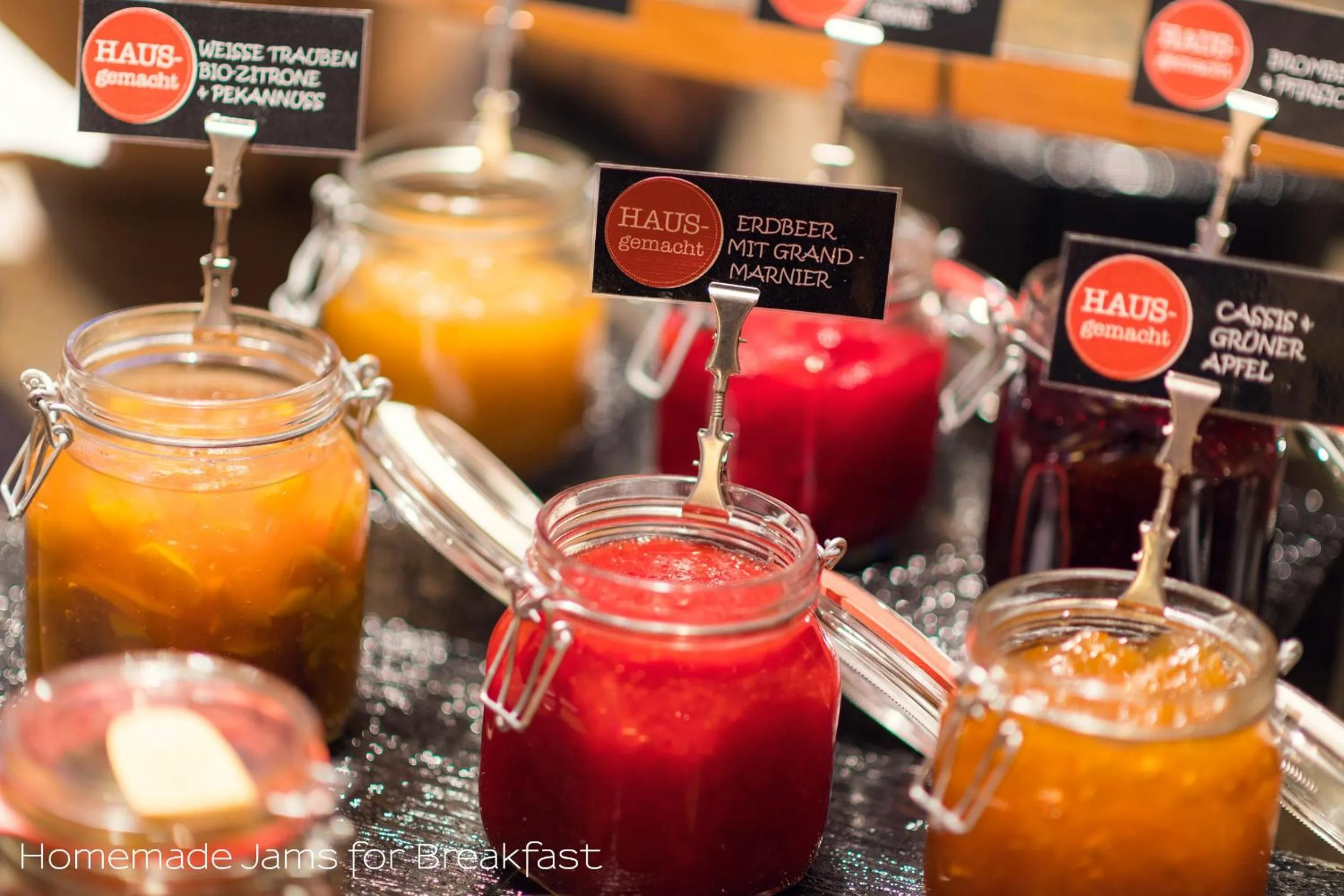 Breakfast in Sporthotel Pontresina