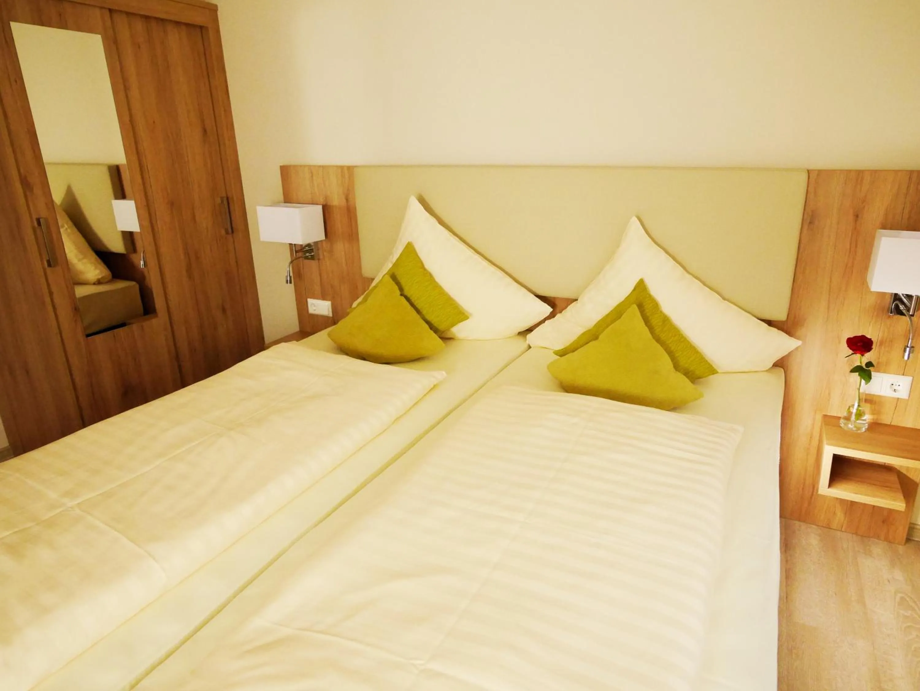 Photo of the whole room, Bed in WohnGut Koblenz