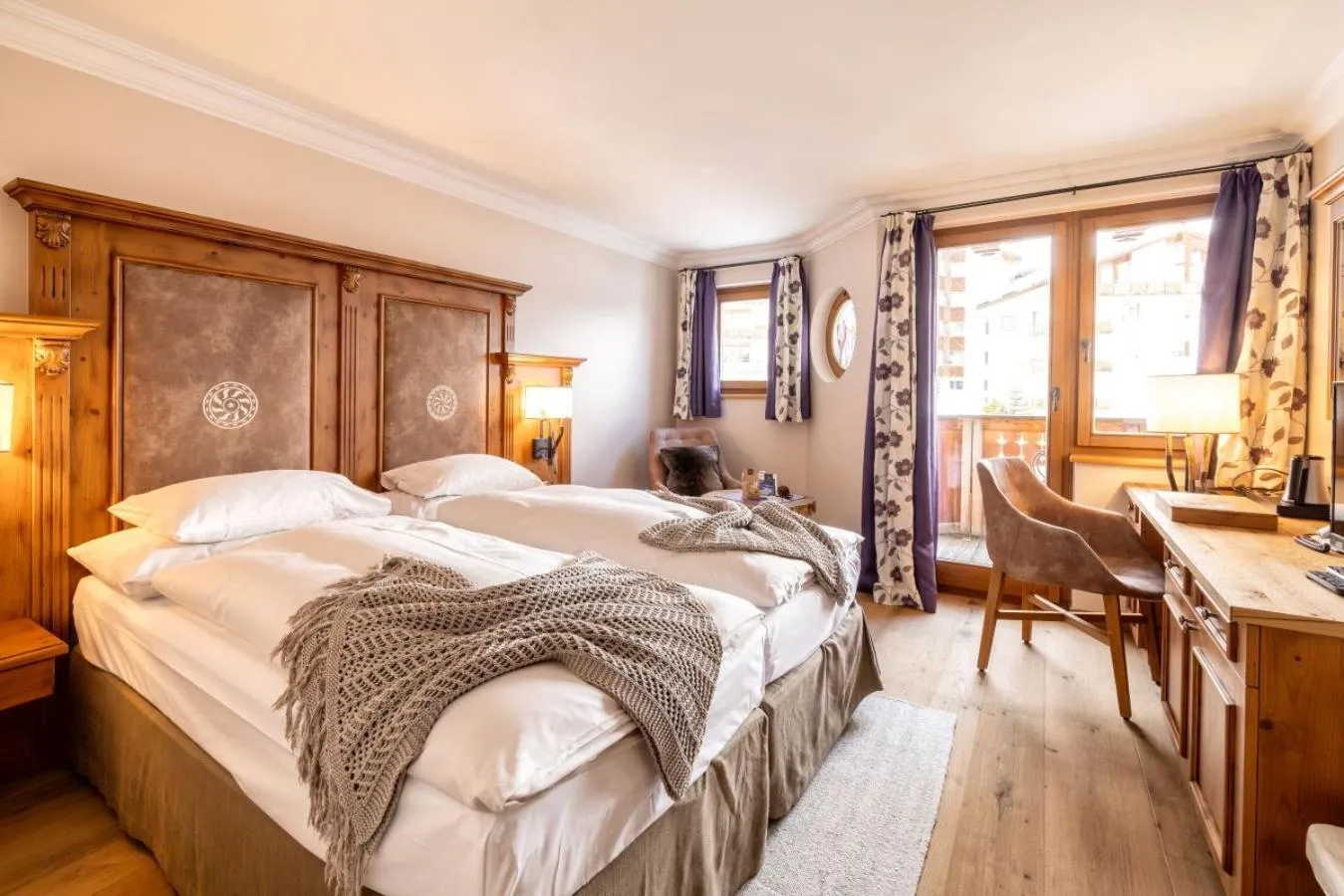 Bed in BelArosa Suiten & Wellness