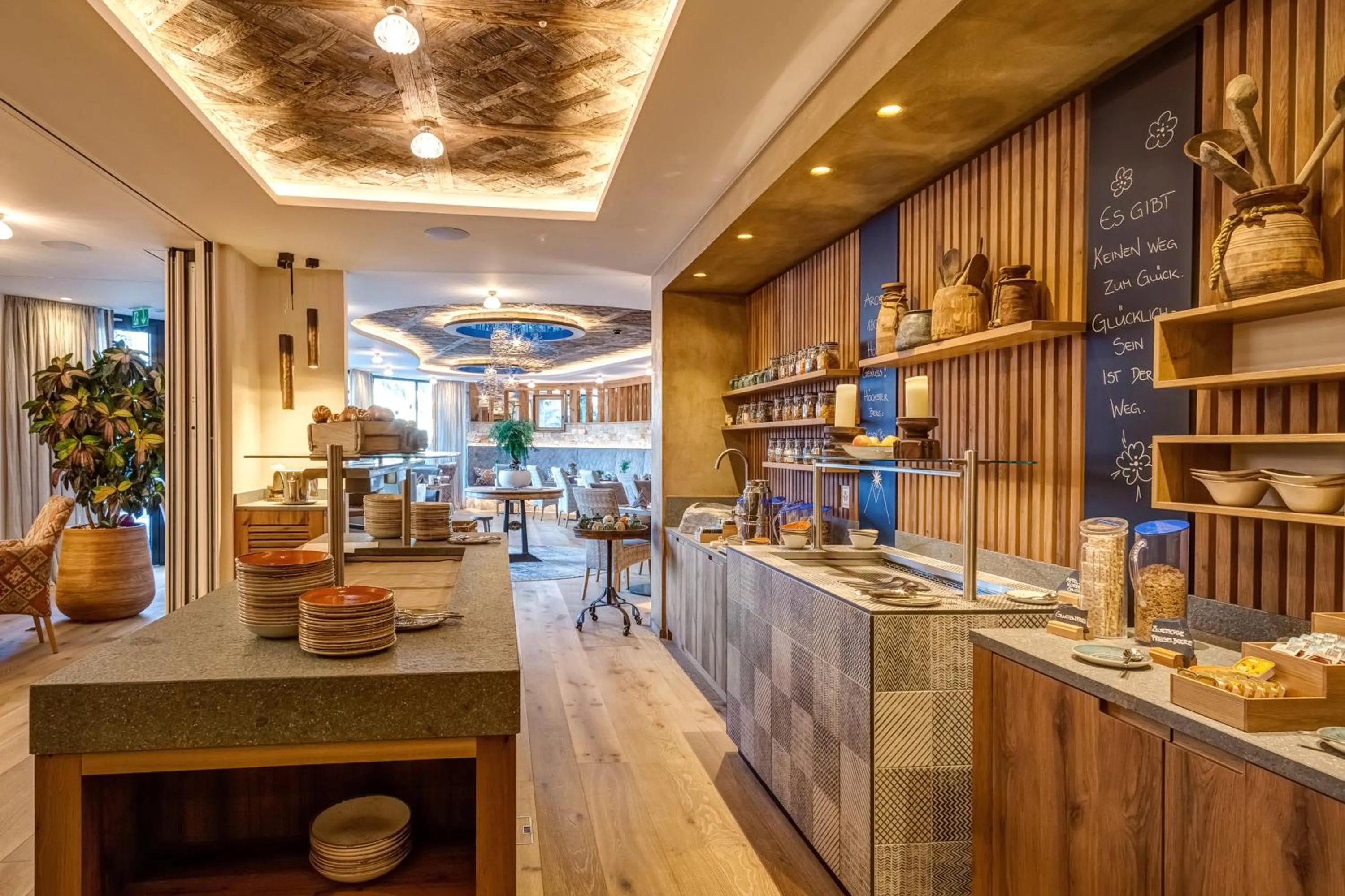 Buffet breakfast in BelArosa Suiten & Wellness