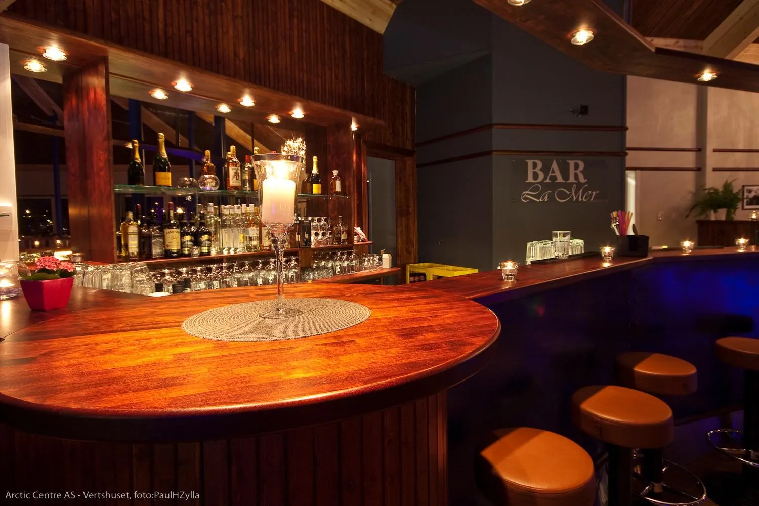 Lobby or reception in Arctic Inn