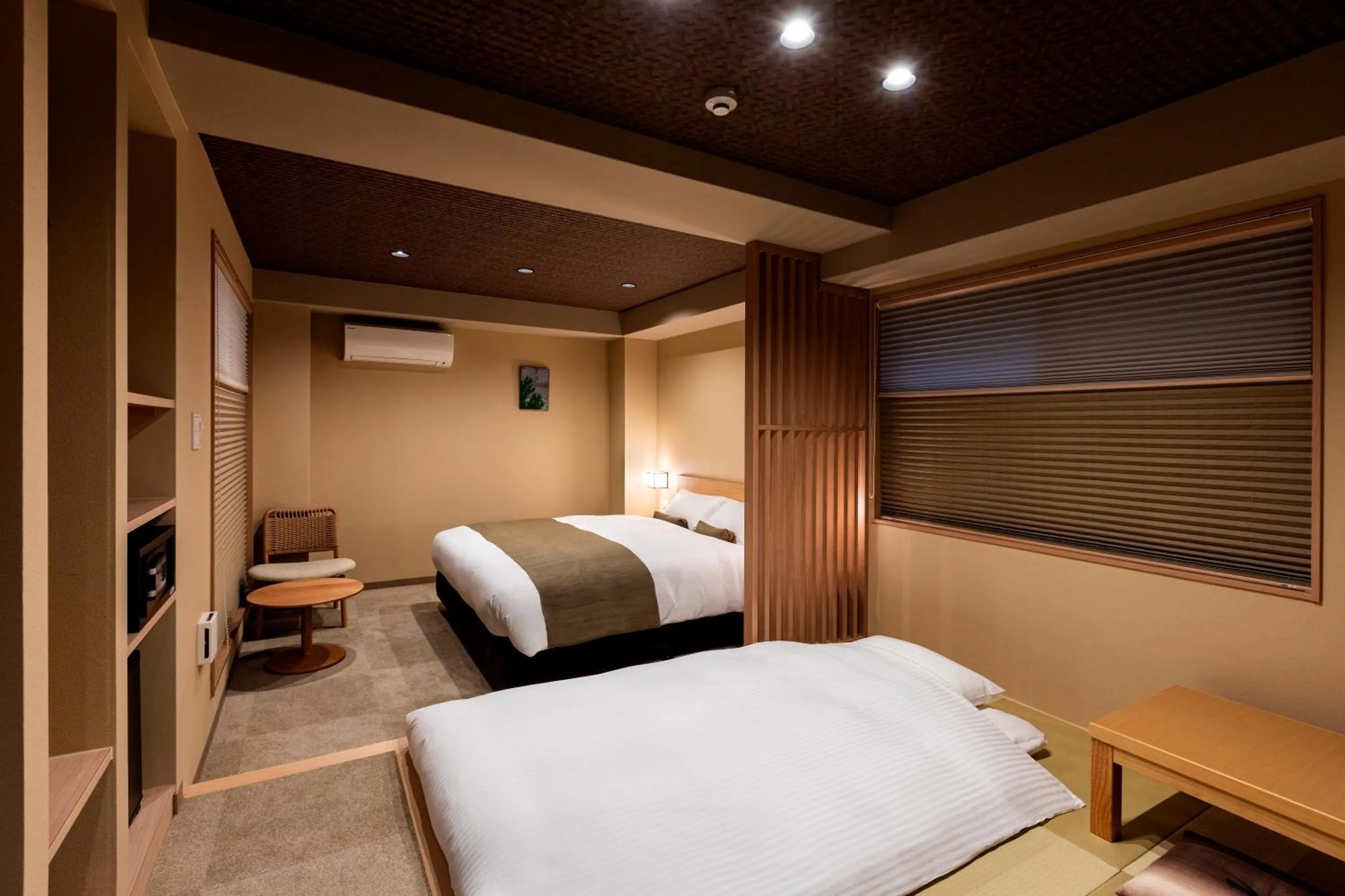 Photo of the whole room, Bed in Rinn Kitagomon