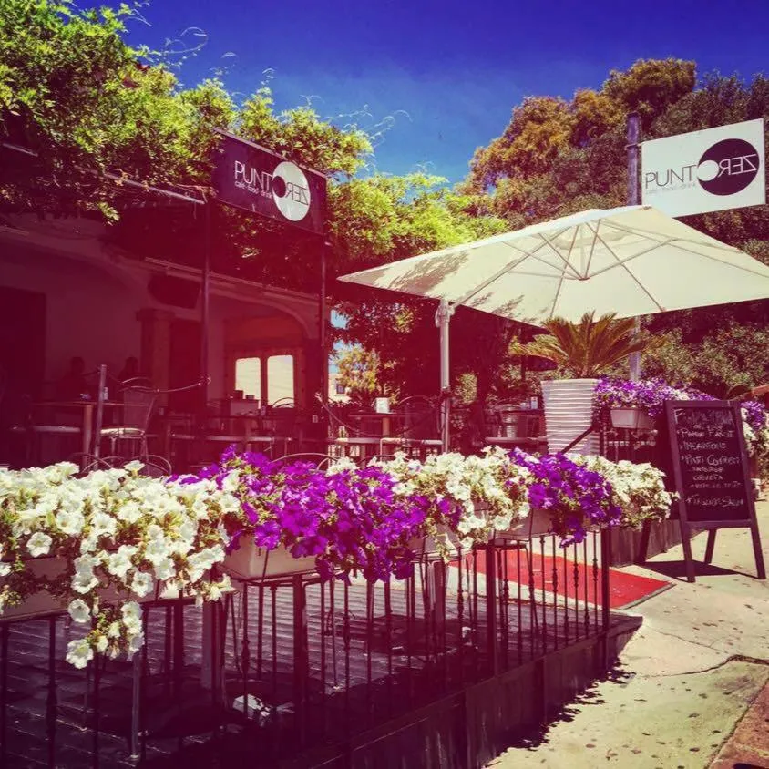 Breakfast in Les Chambres Au Centre