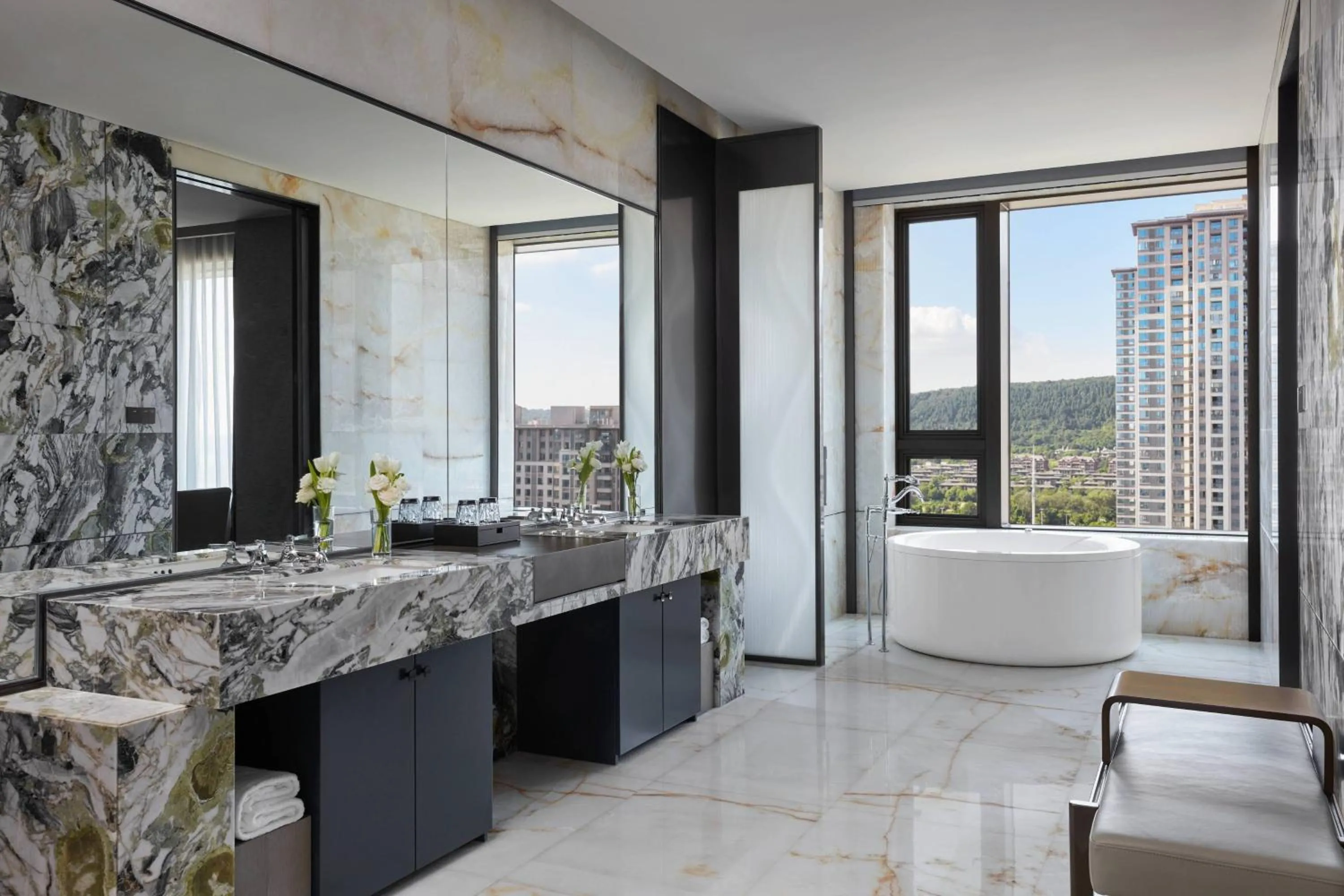 Bathroom in Wuhan Marriott Hotel Optics Valley