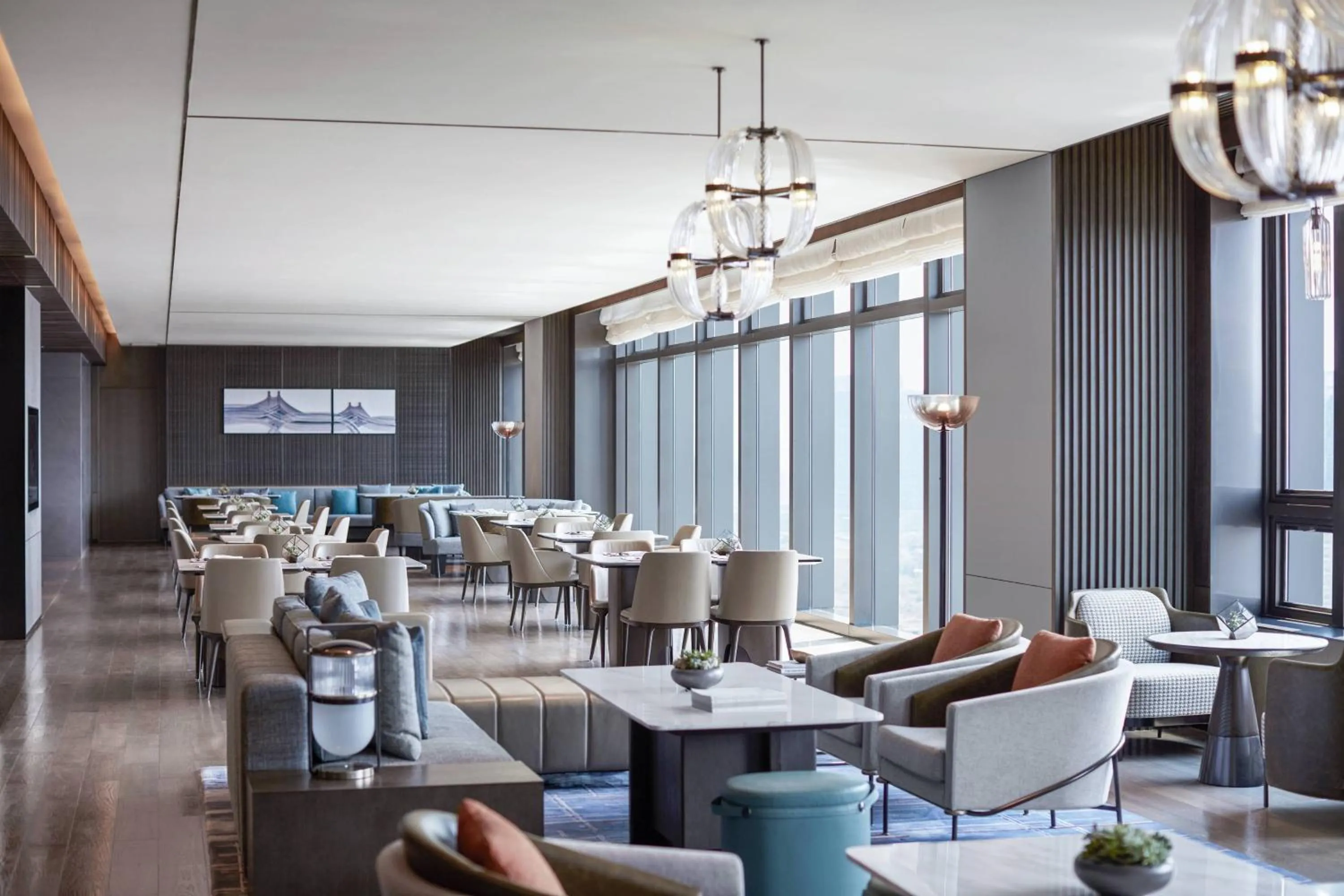 Lounge or bar in Wuhan Marriott Hotel Optics Valley