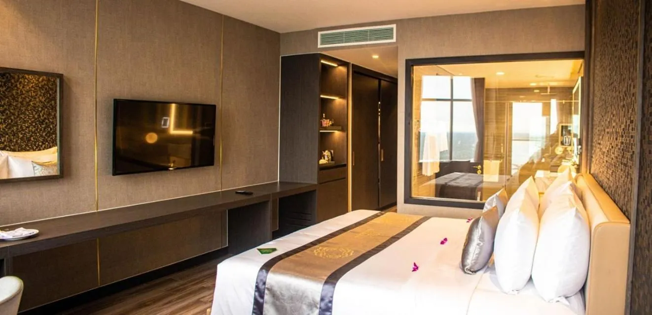 Bedroom, Bed in Diamond Stars Ben Tre Hotel