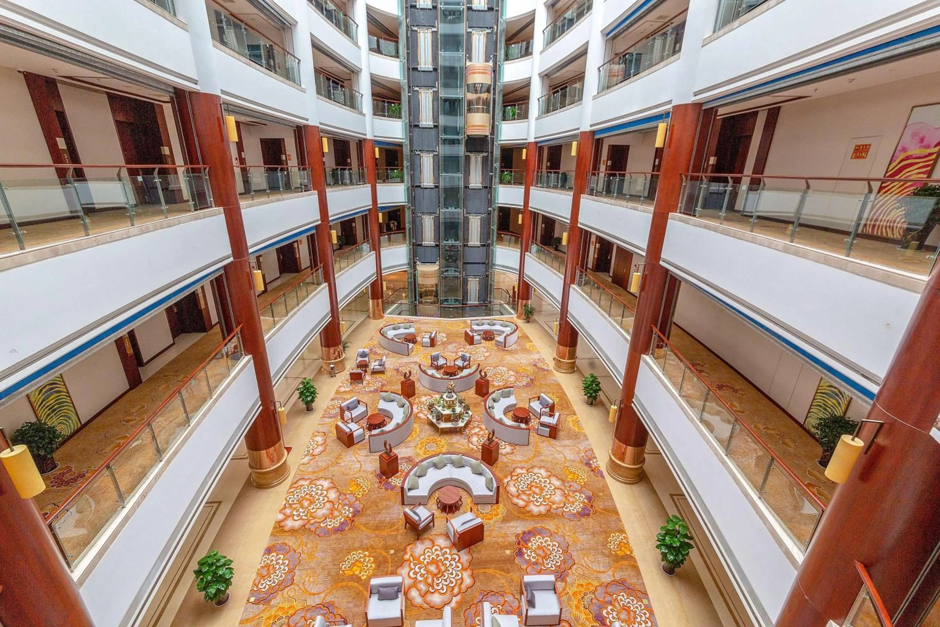 Lobby or reception in Ramada by Wyndham Kunming YiLiang